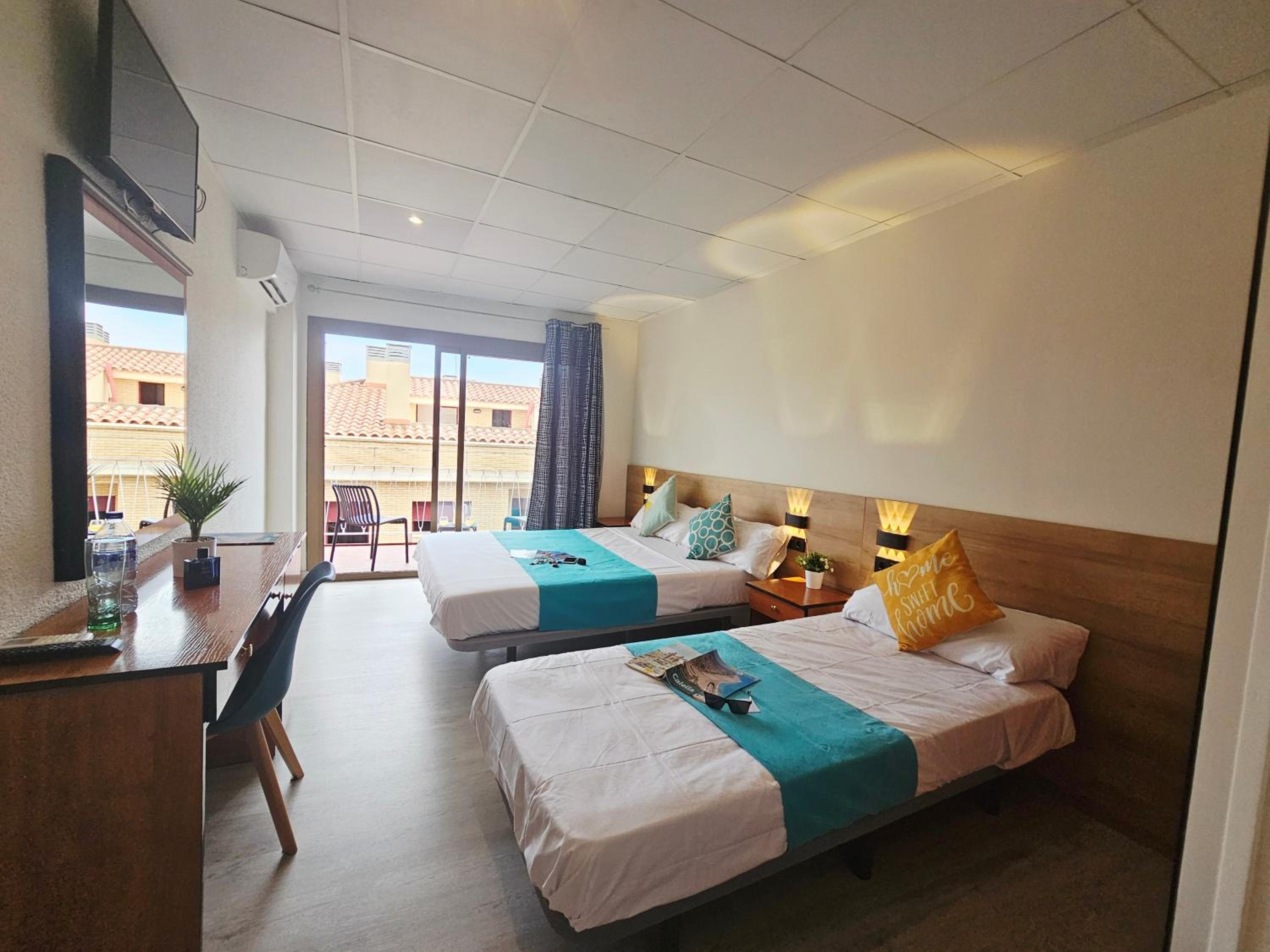 Deluxe Triple Room