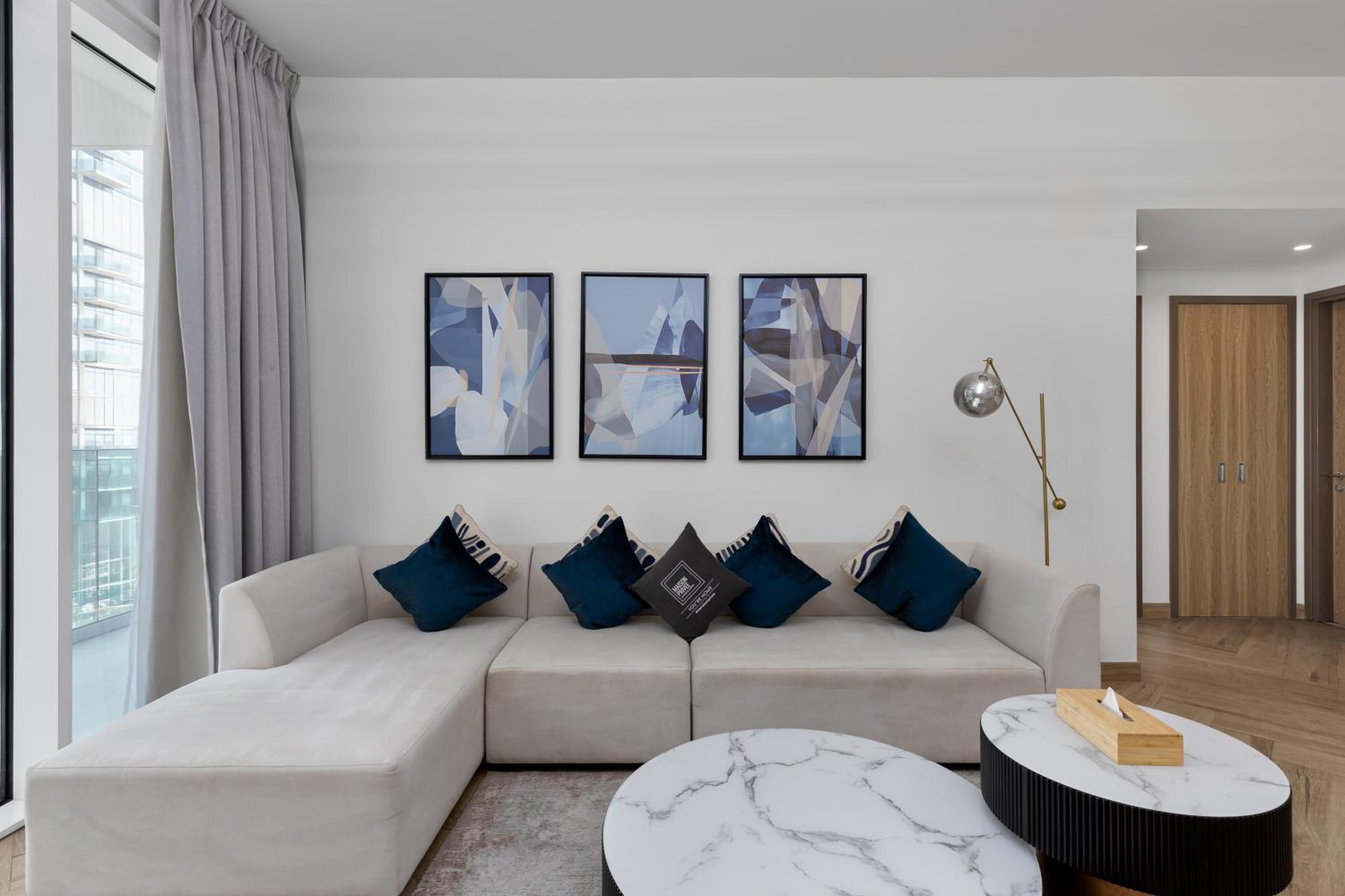 One-Bedroom Apartment with Balcony photo 3