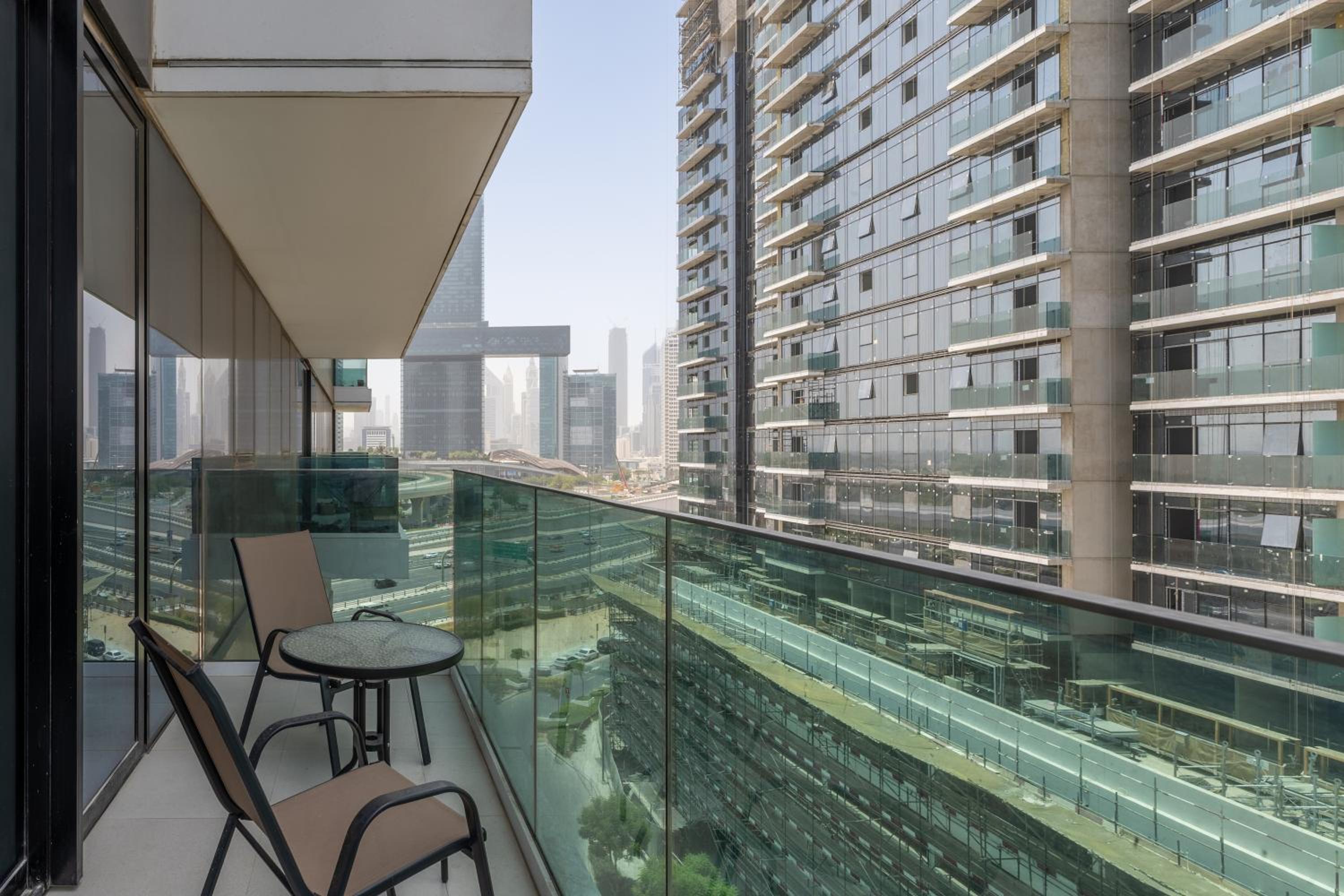 One-Bedroom Apartment with Balcony photo 2