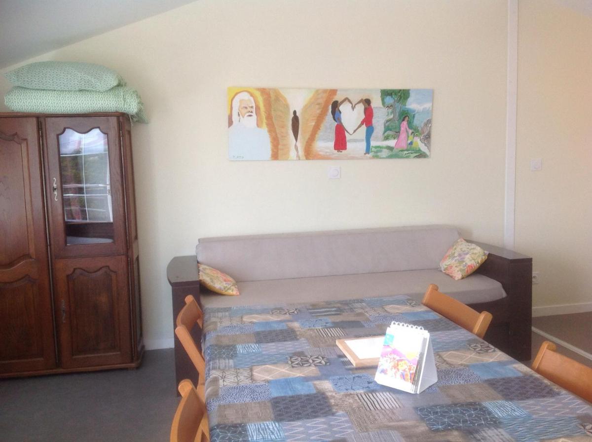 Apartment - Photo 73