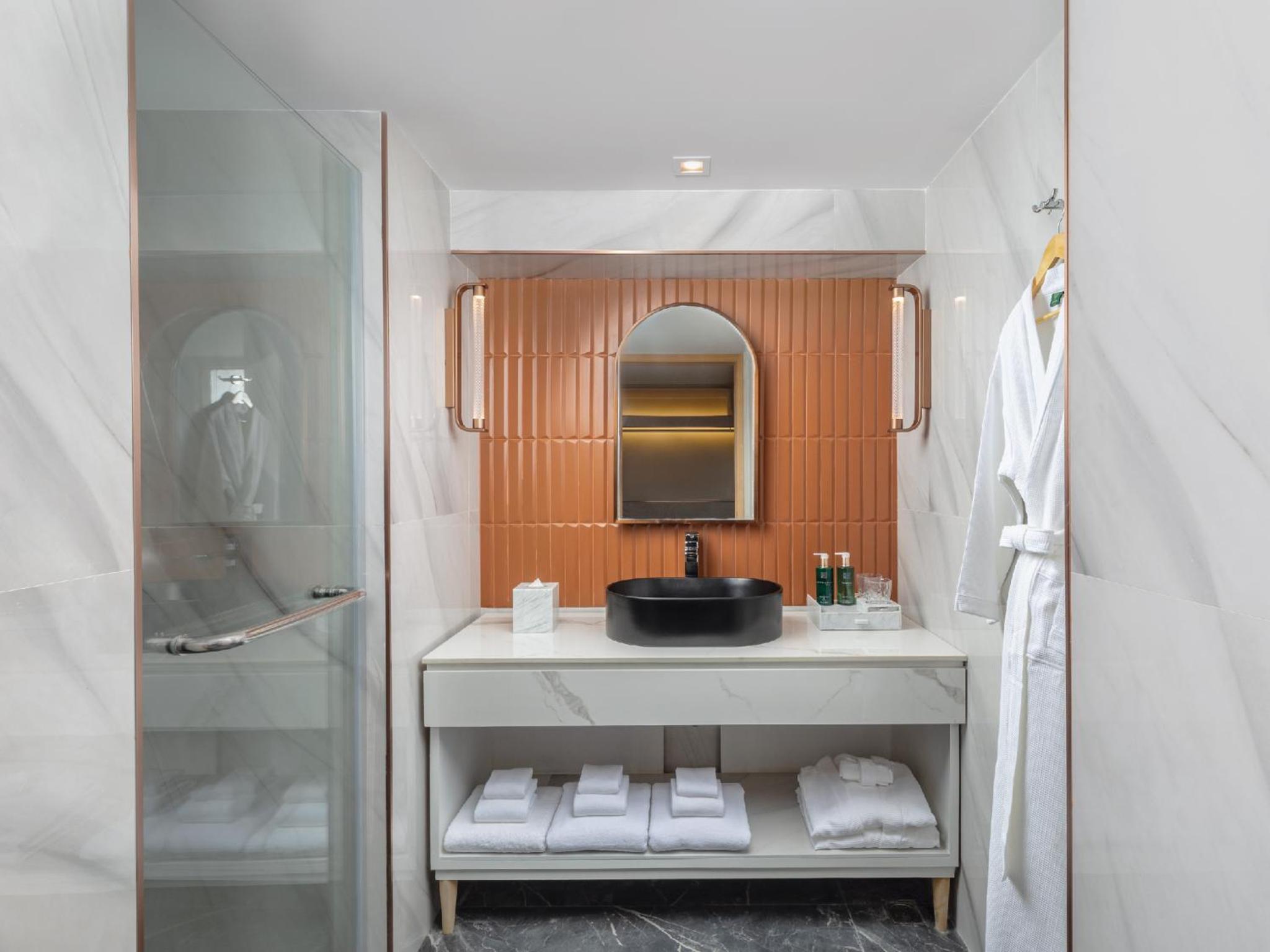 Premier Triple Room photo 2
