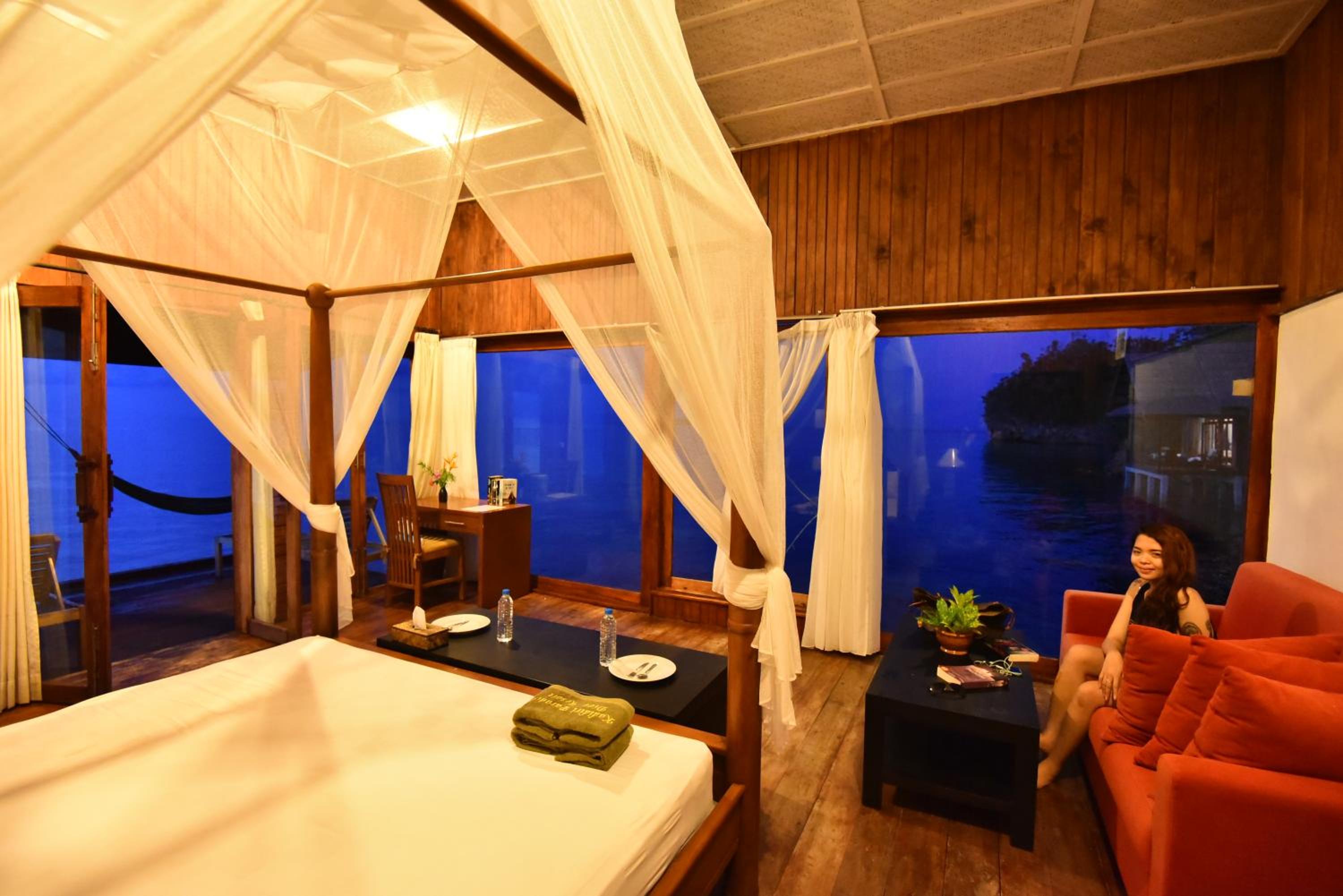 Villa with Sea View photo 2