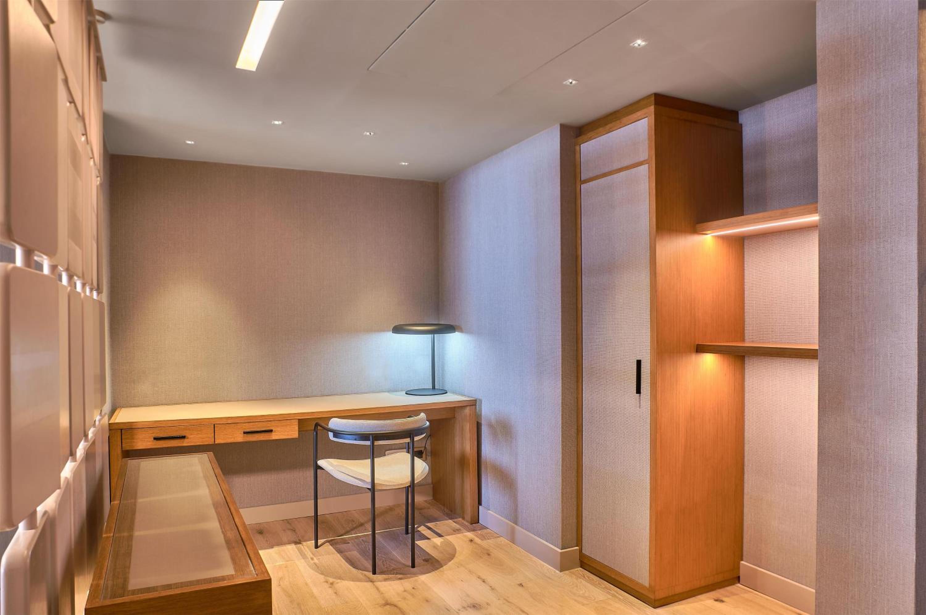 One-Bedroom Executive King Suite