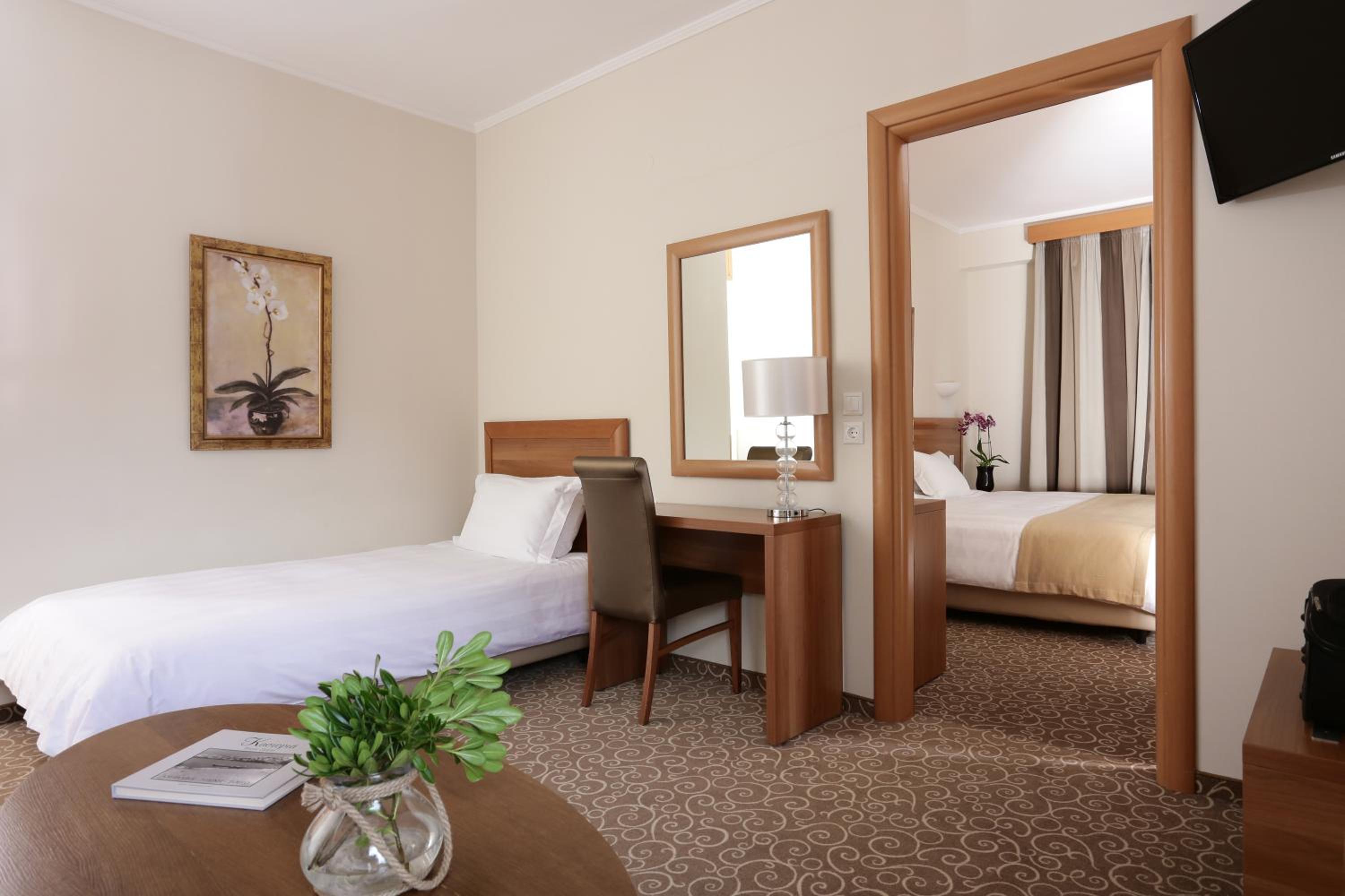 Family Two-Bedroom Suite - Photo 1