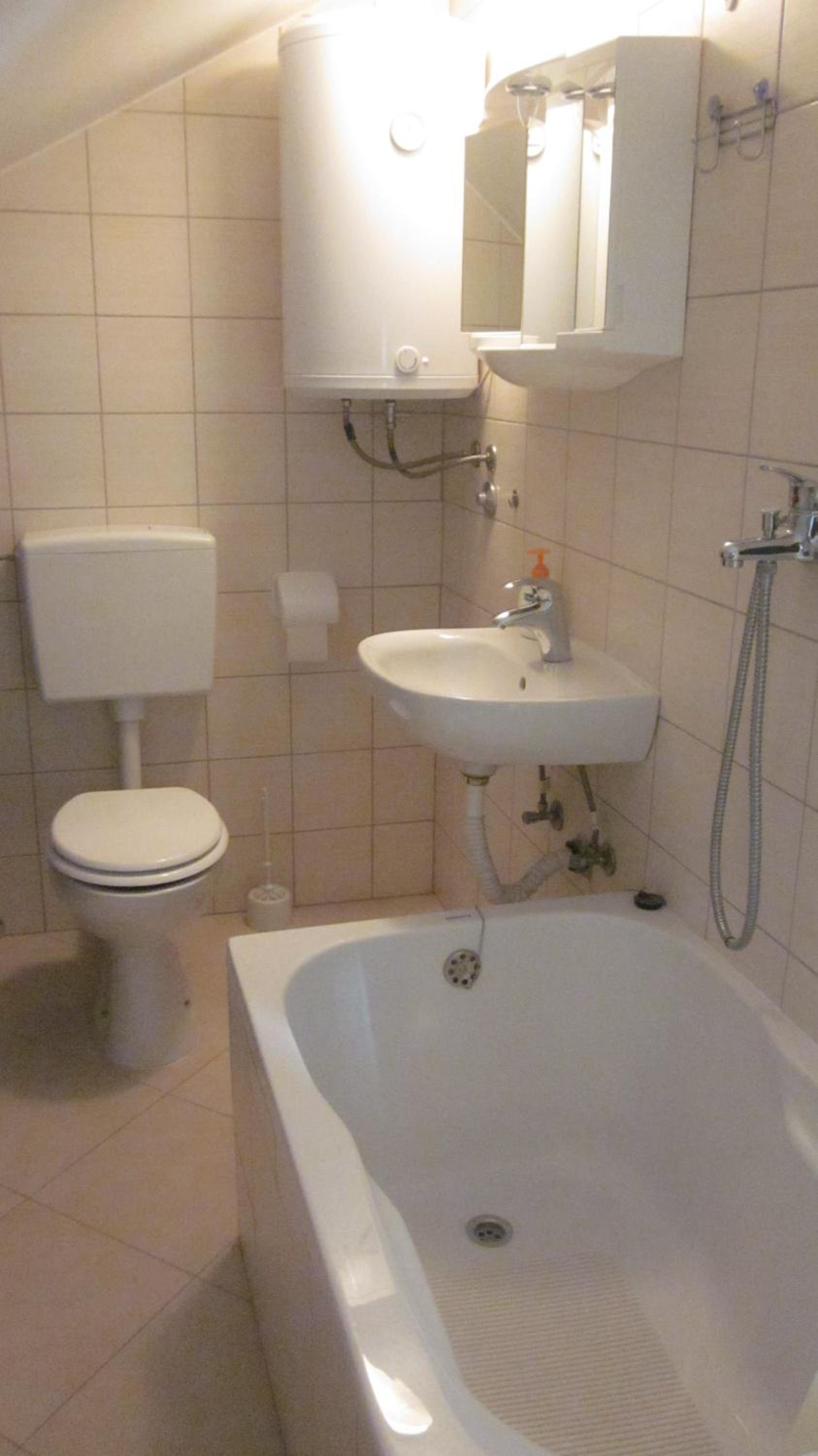 Apartment - Photo 3