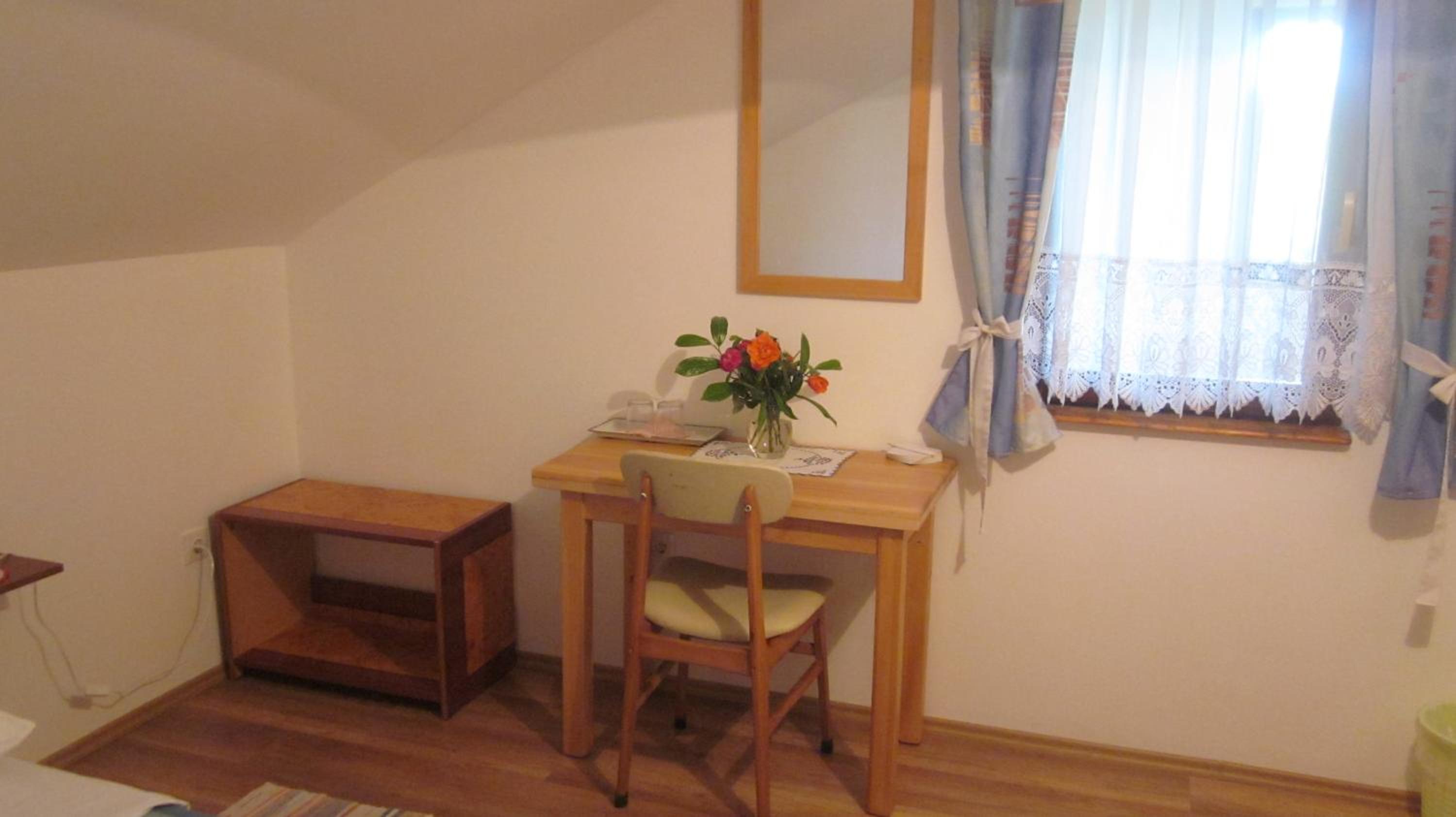 Apartment - Photo 4