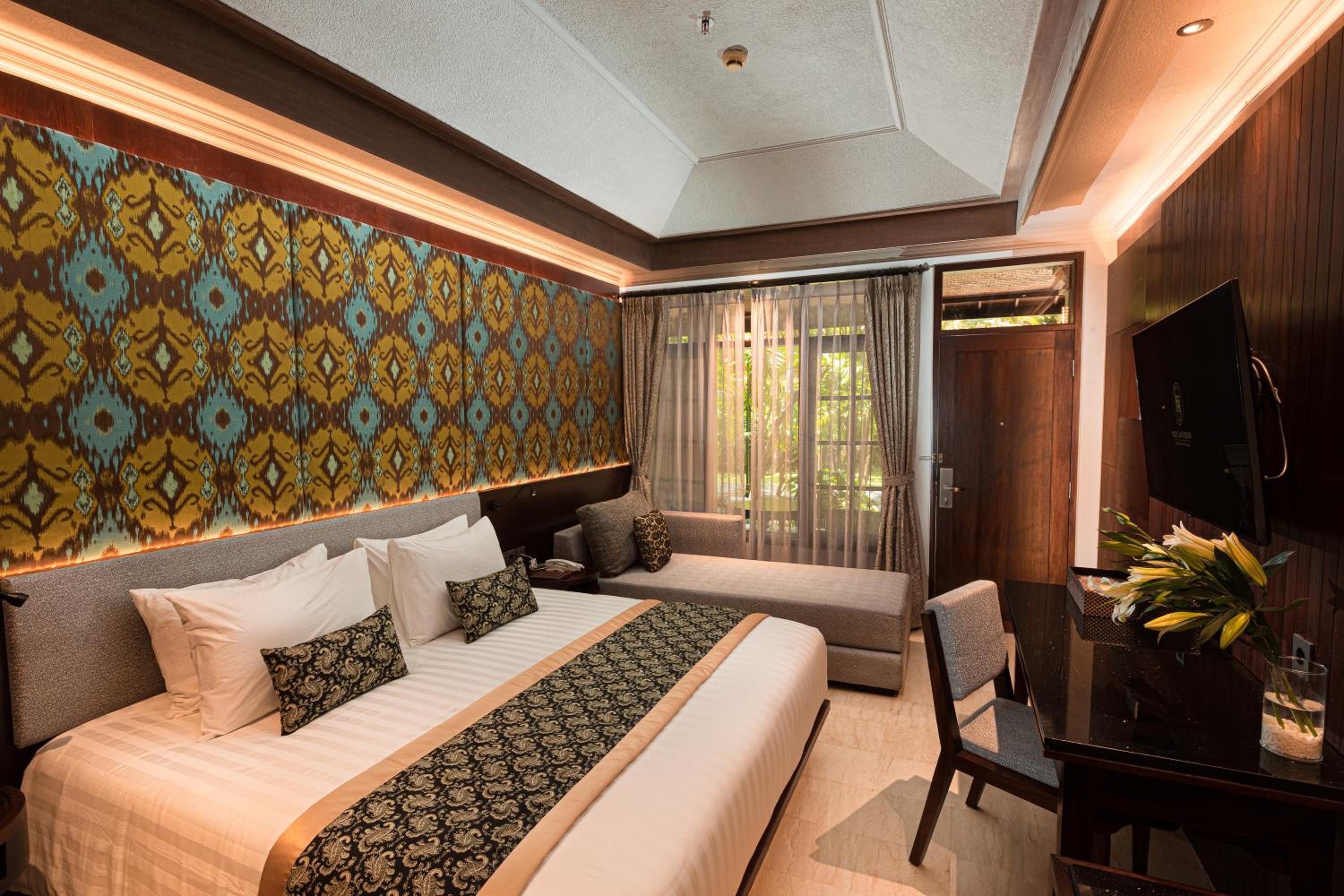Deluxe Room - Photo 2