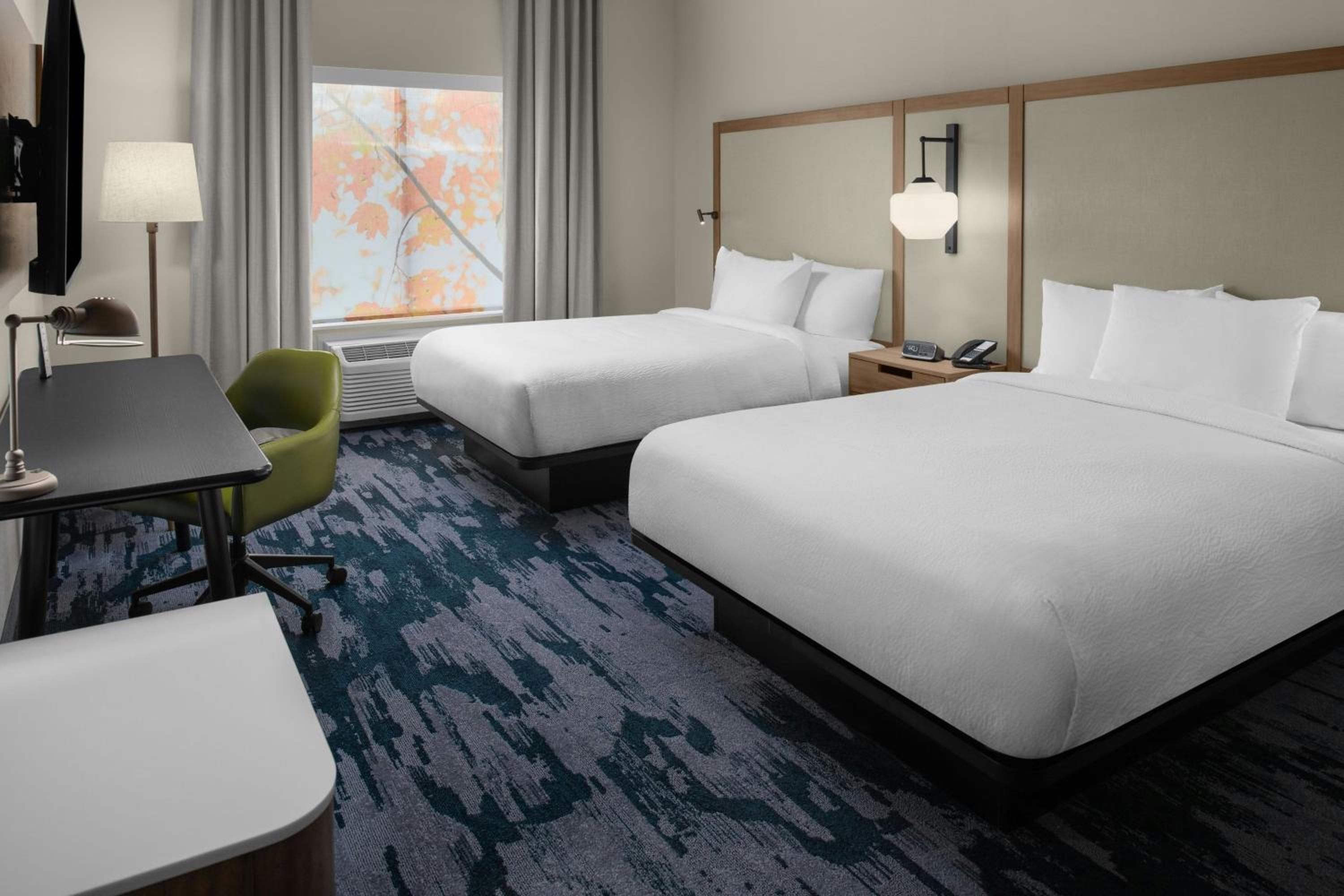 Standard Queen Room with Two Queen Beds - Hearing Accessible - Photo 1