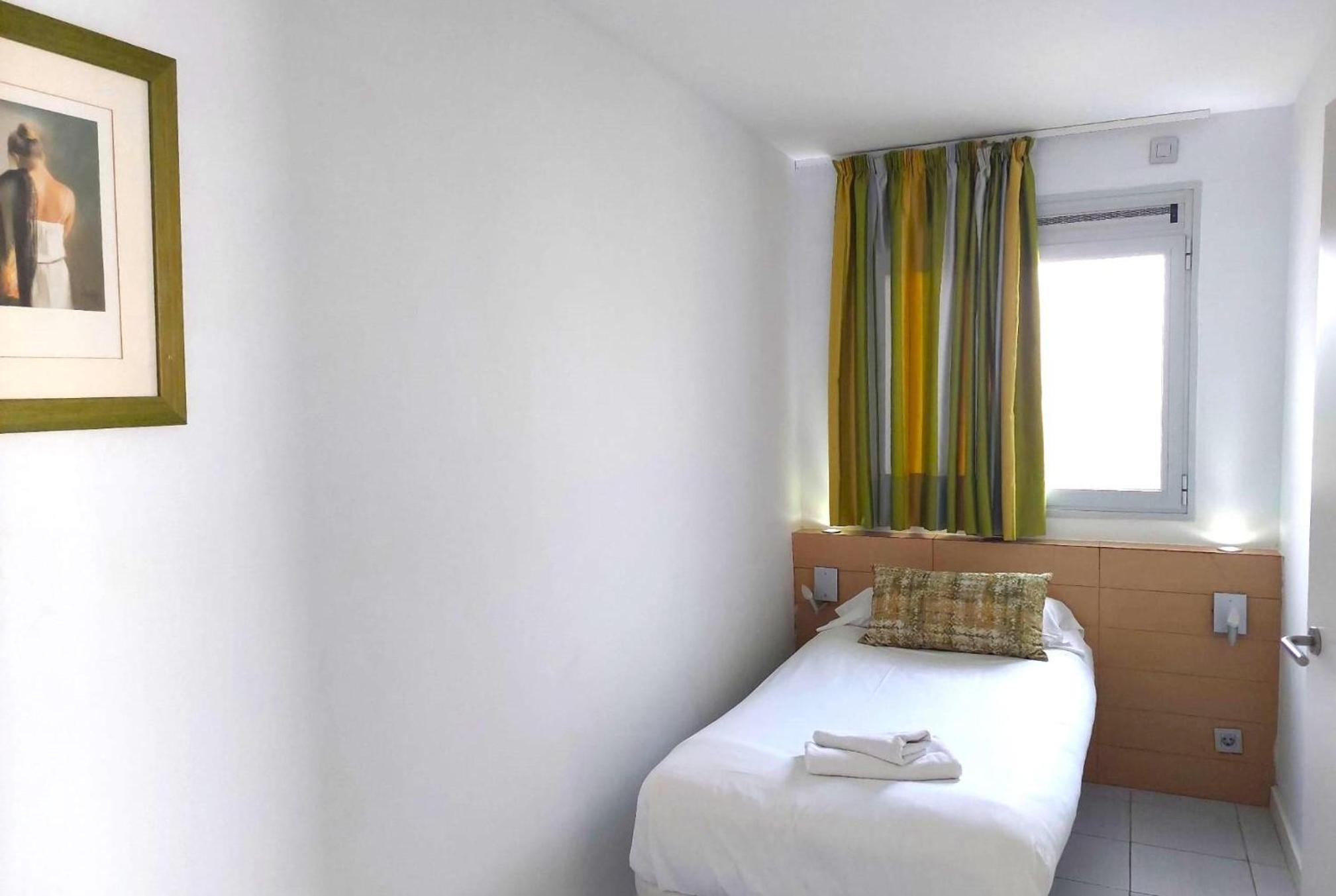 Classic Two bedroom apartment with balcony, sea view and AC