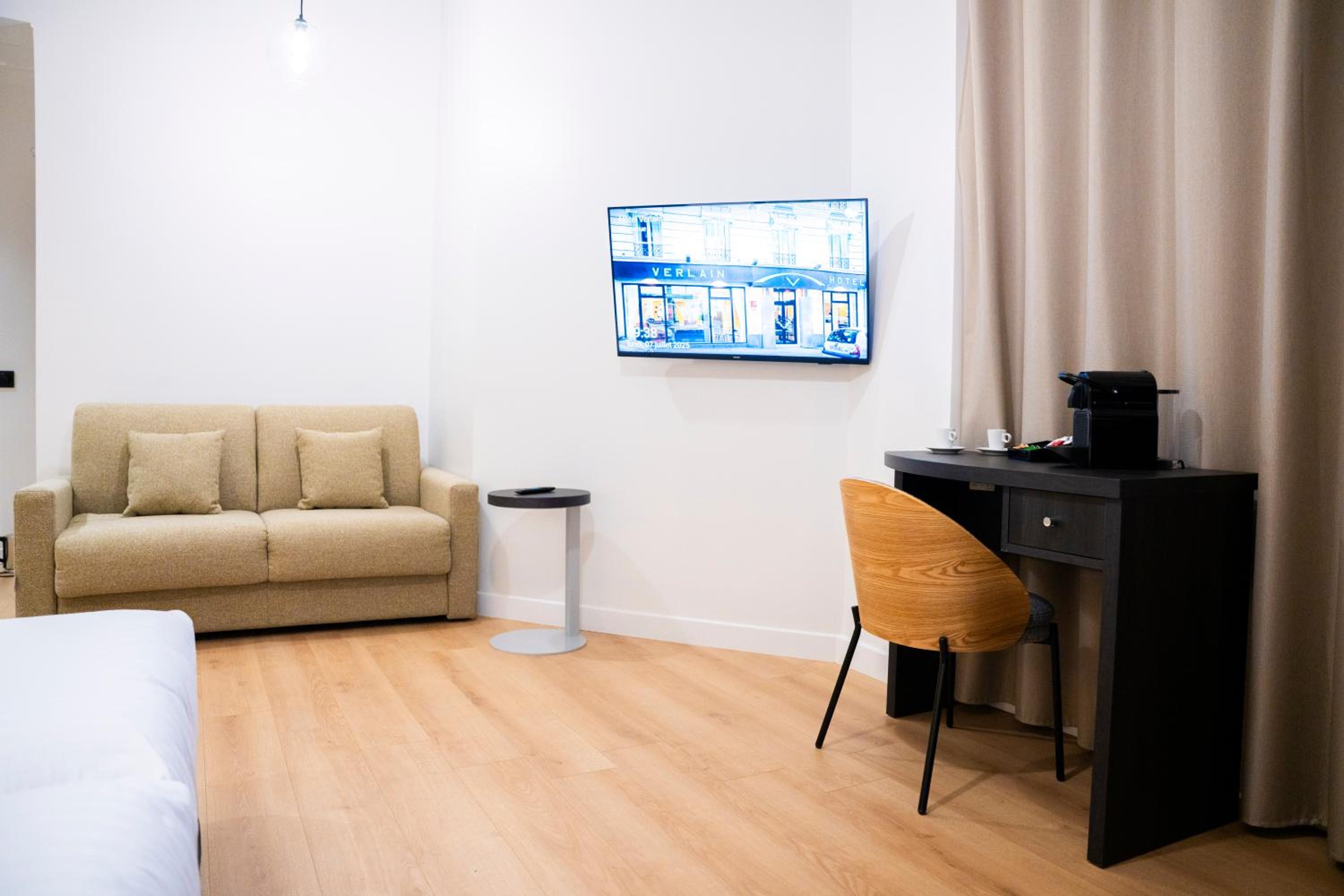Family Room photo 2