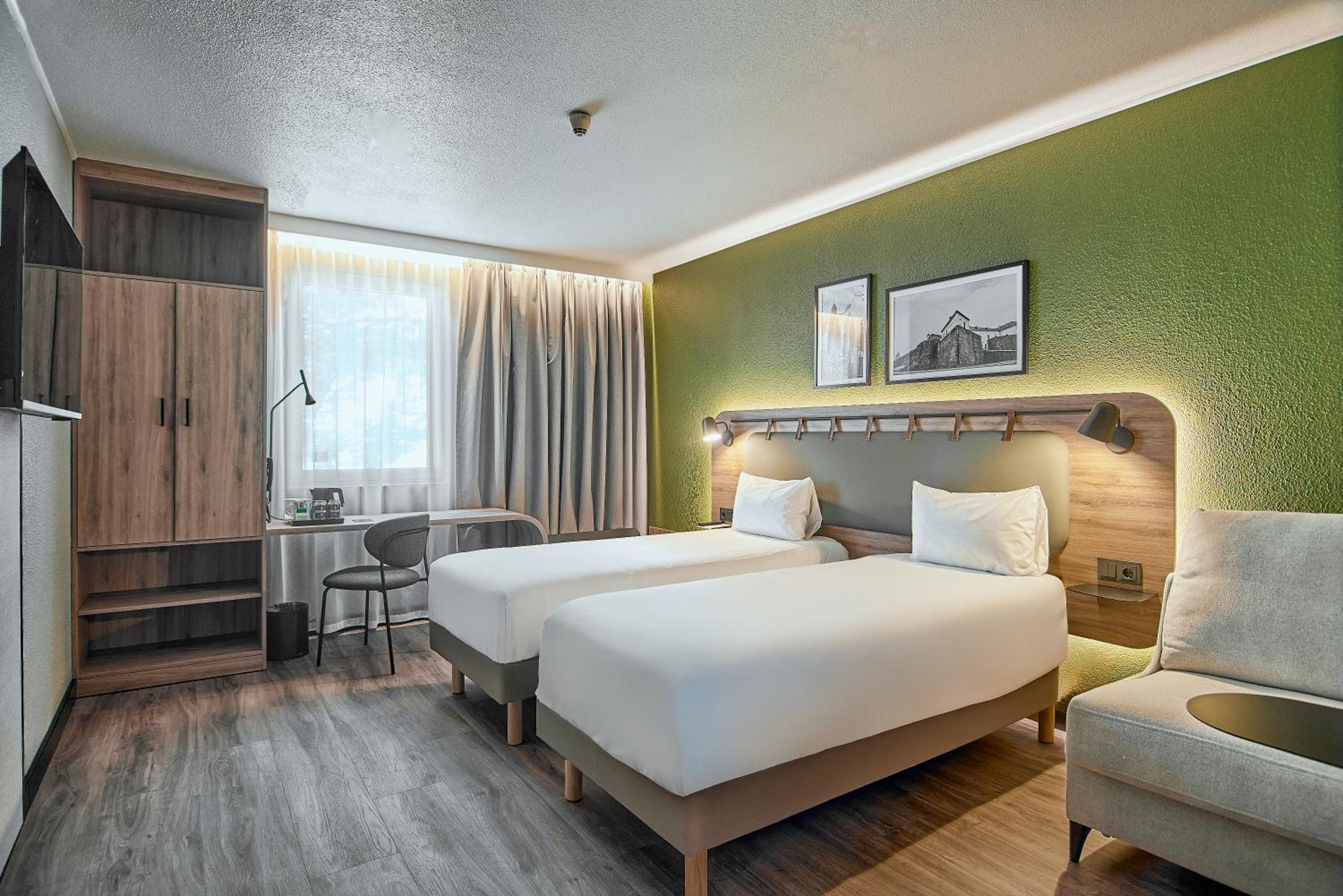 Standard Room - 2 Single Beds