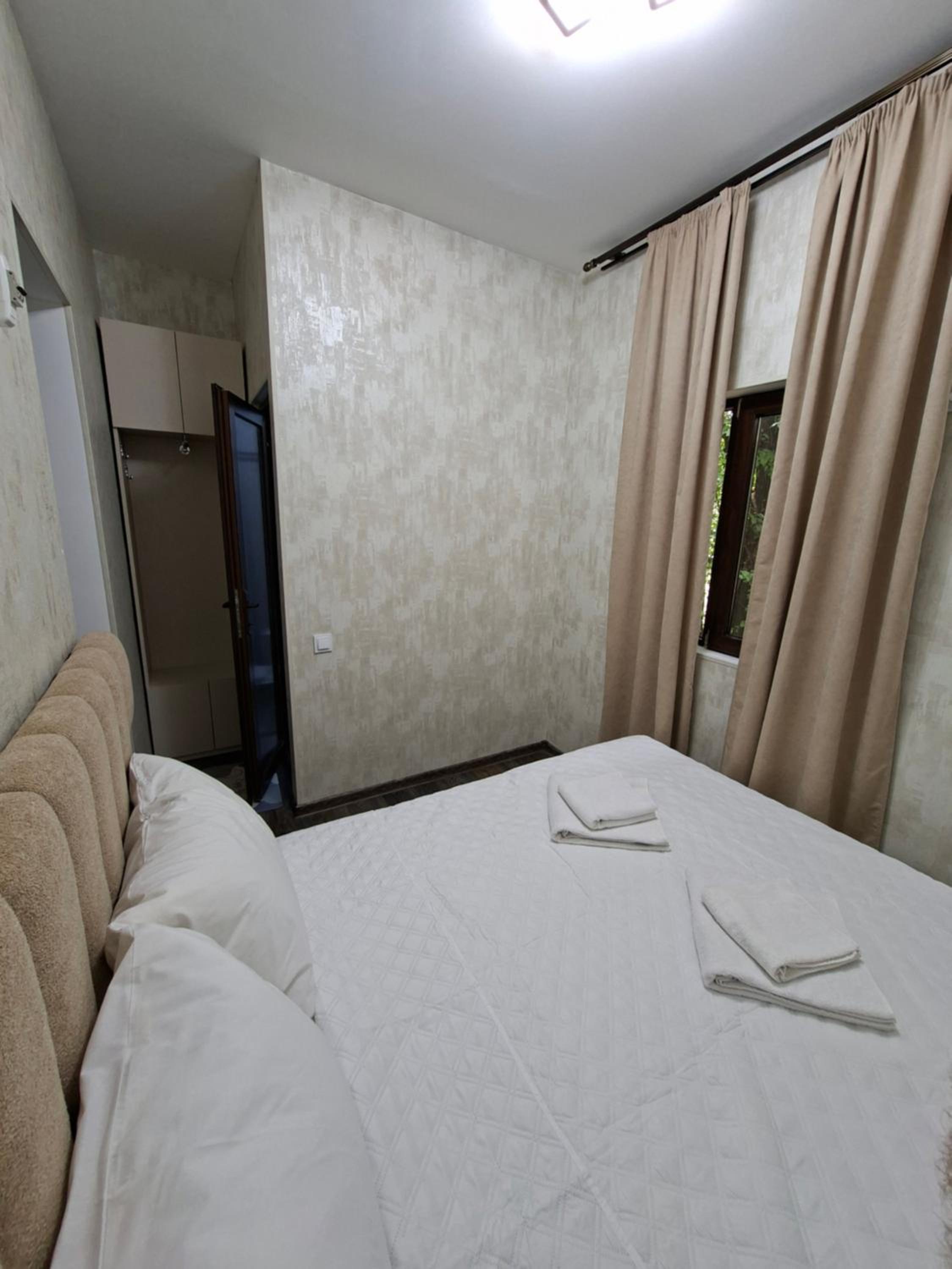Double Room with Private Bathroom photo 3