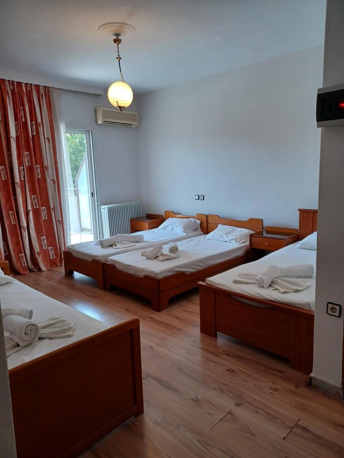 Classic Quadruple Room