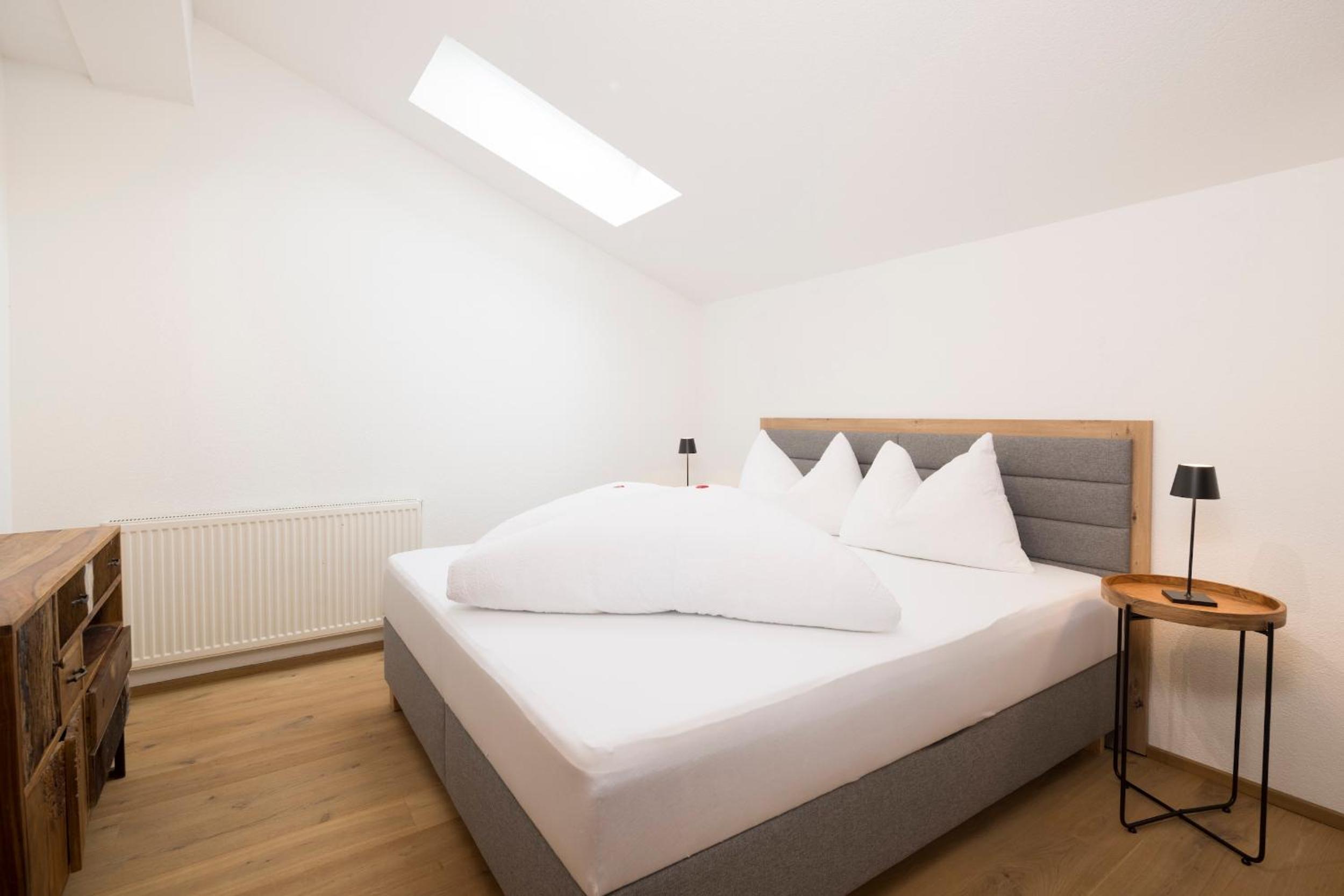 Two-Bedroom Deluxe Apartment photo 2
