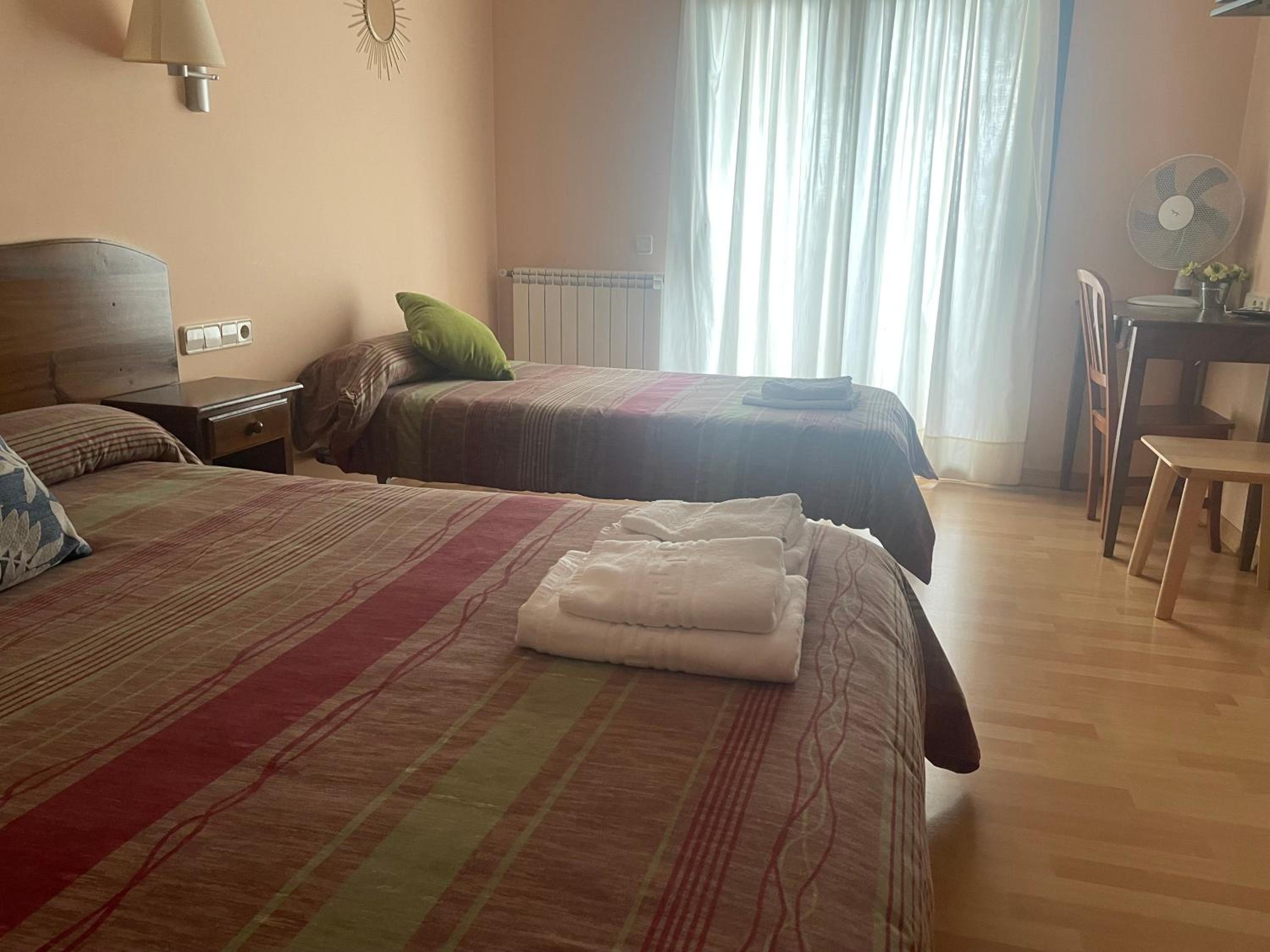 Standard Triple Room photo 3