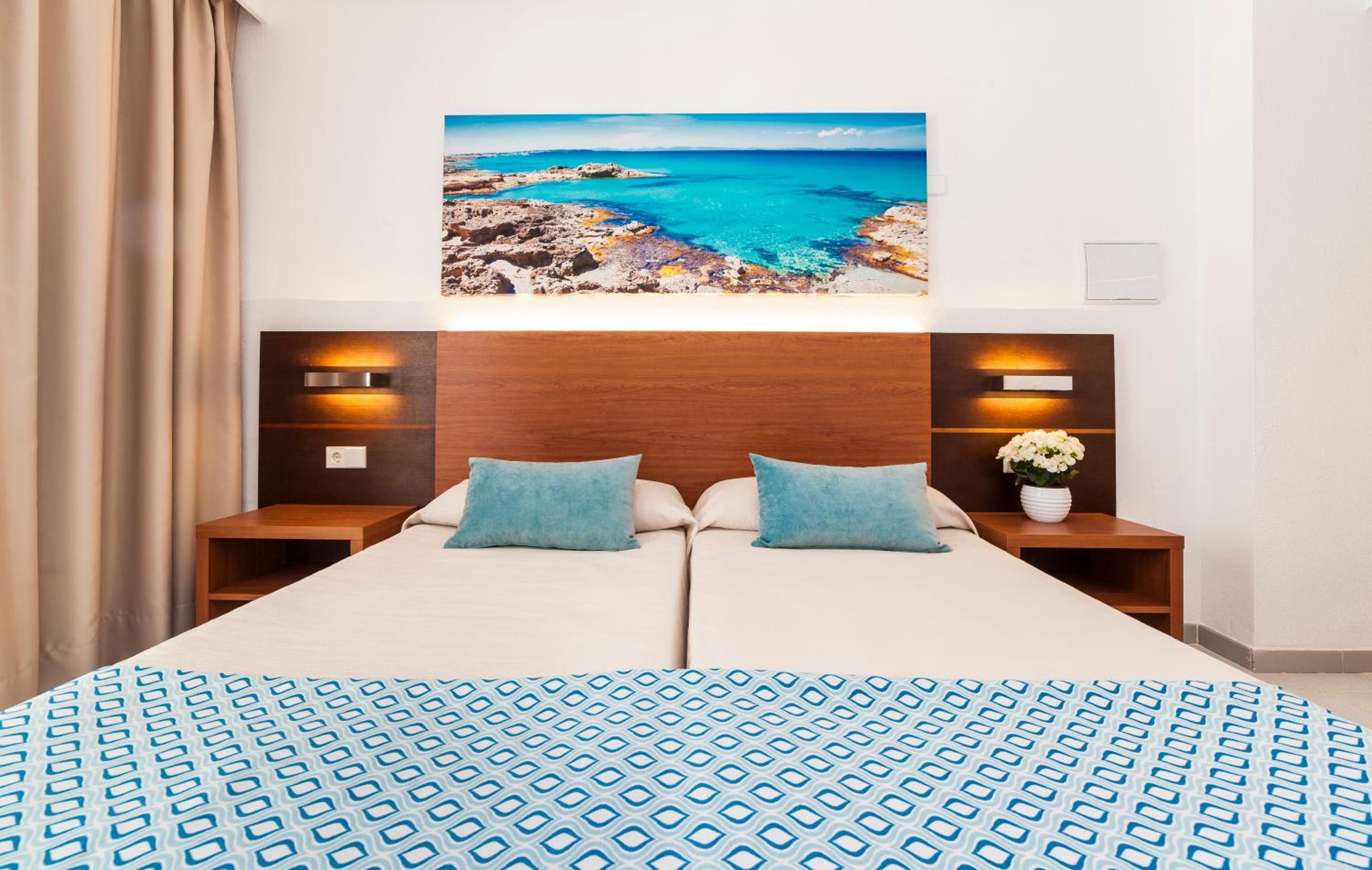 Habitación Doble Estándar (2 Adultos)