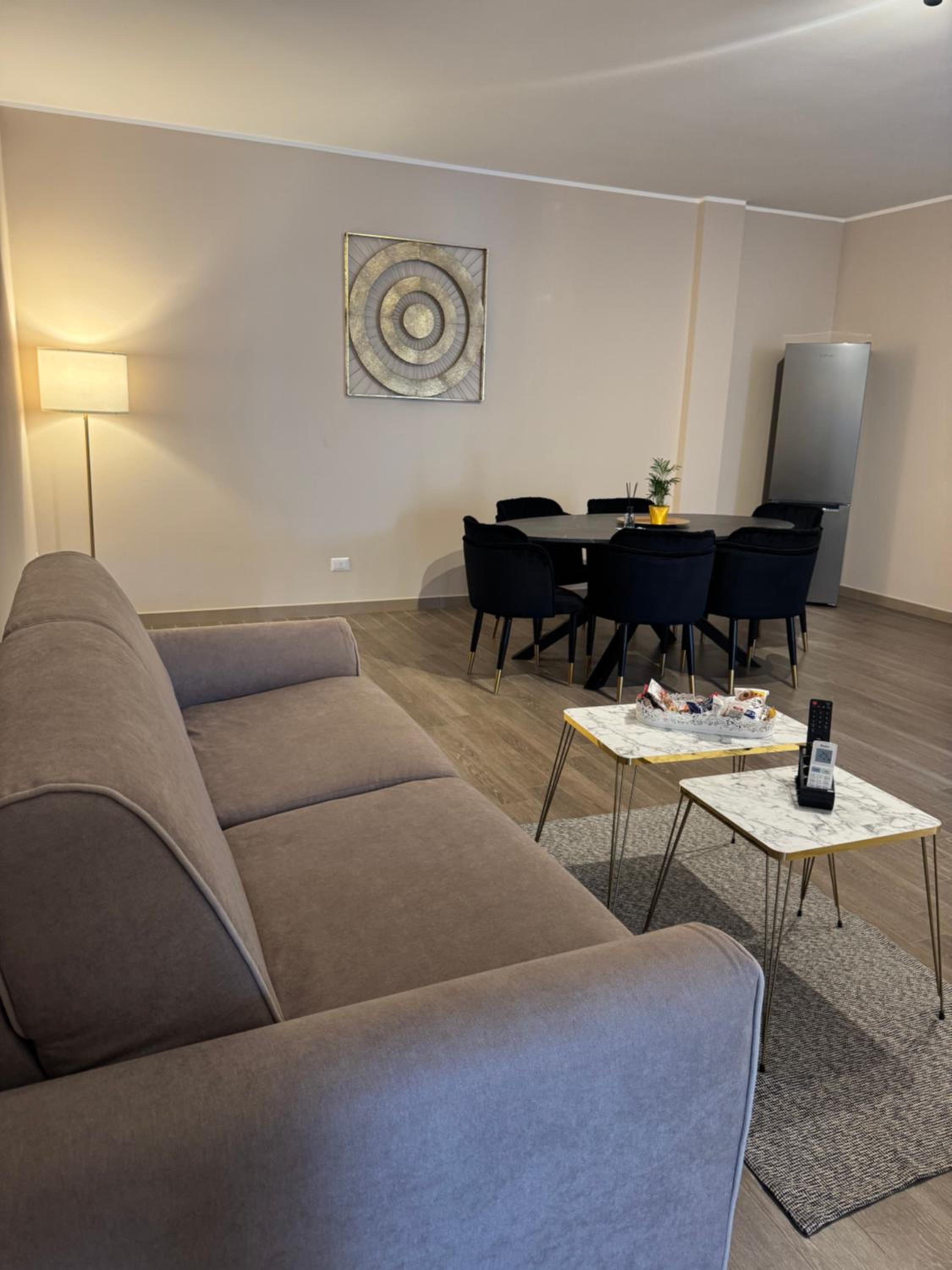 Maisonette photo 1