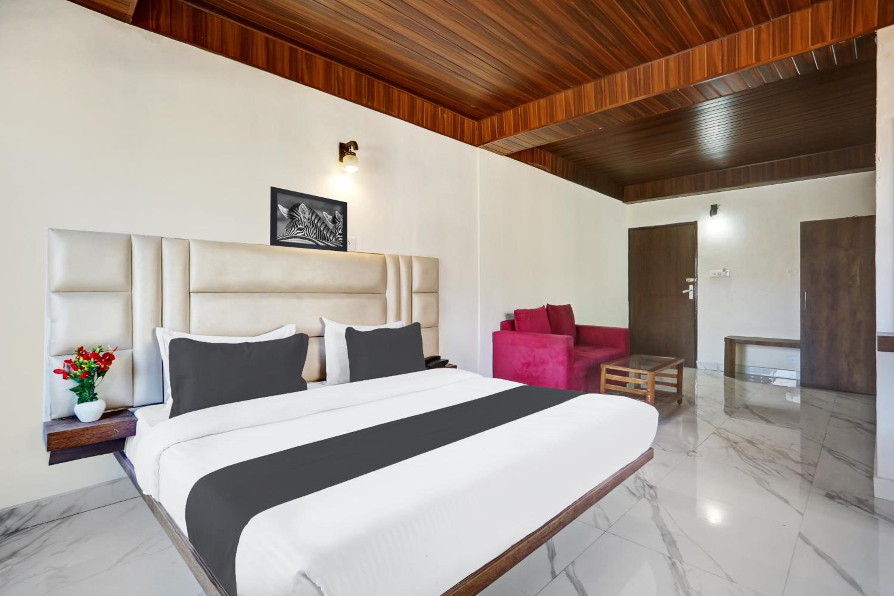 Small Double Room photo 1