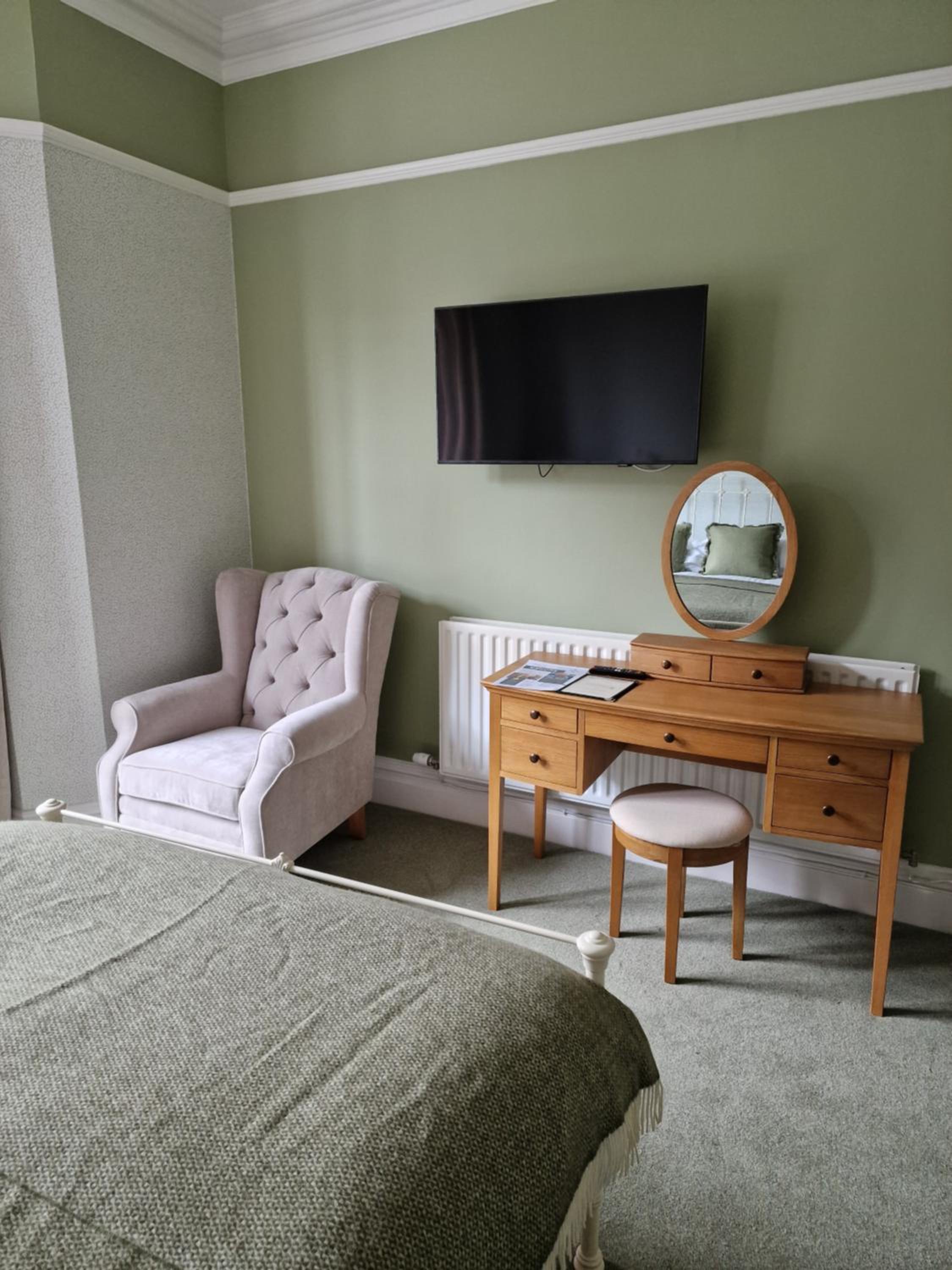Deluxe Double Room with Shower photo 2