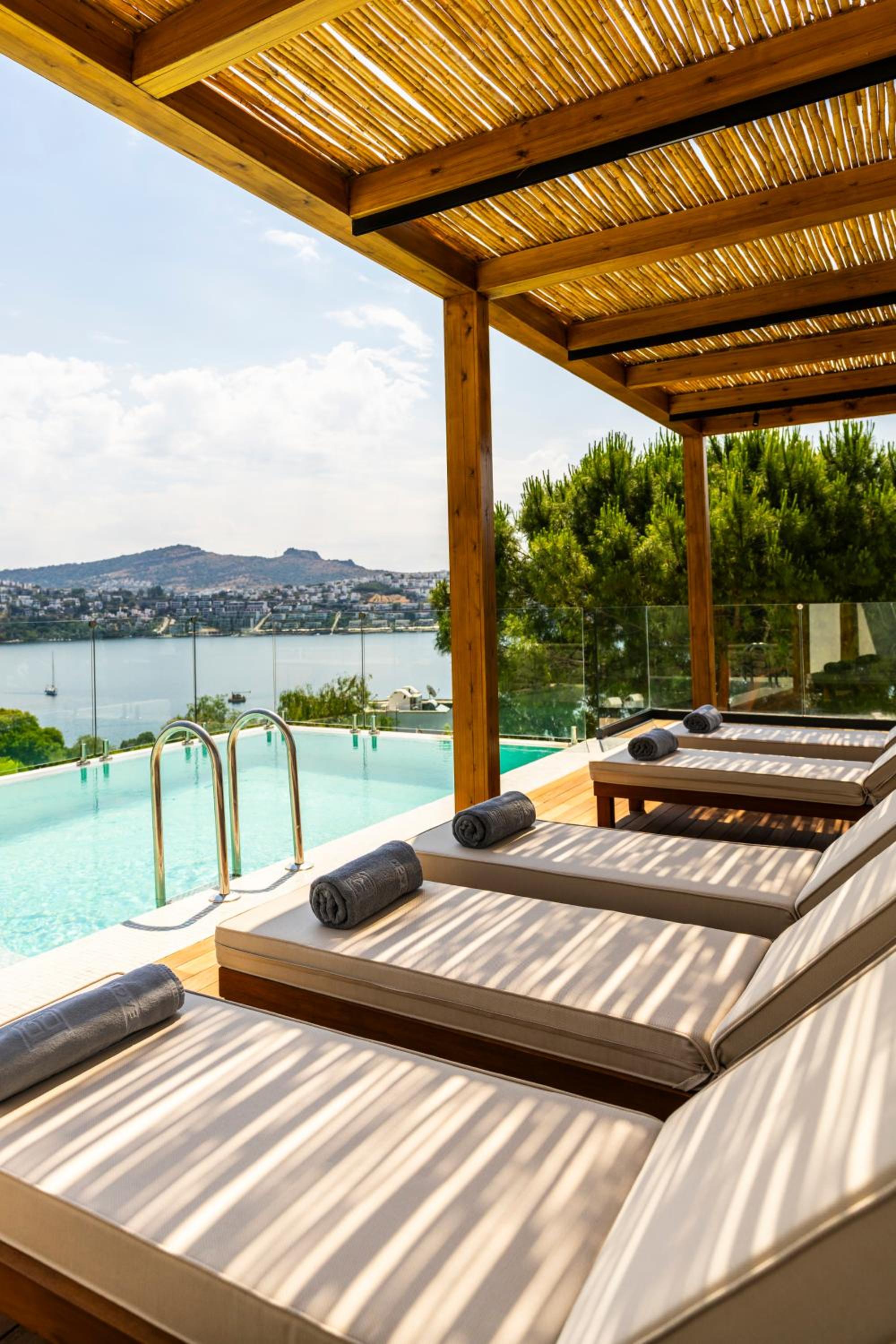 Villa with Private Pool photo 3