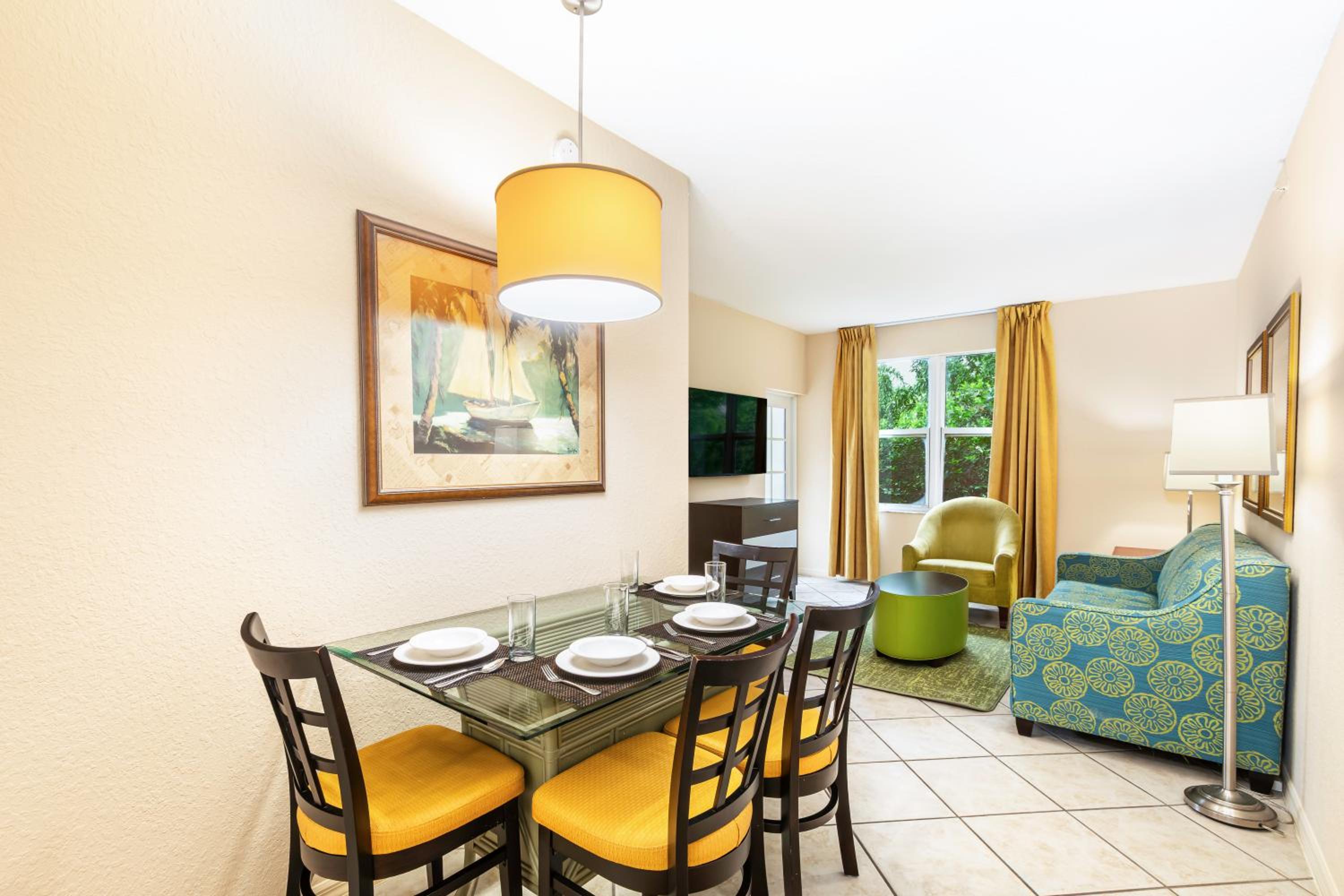 Two-Bedroom Suite - Photo 10