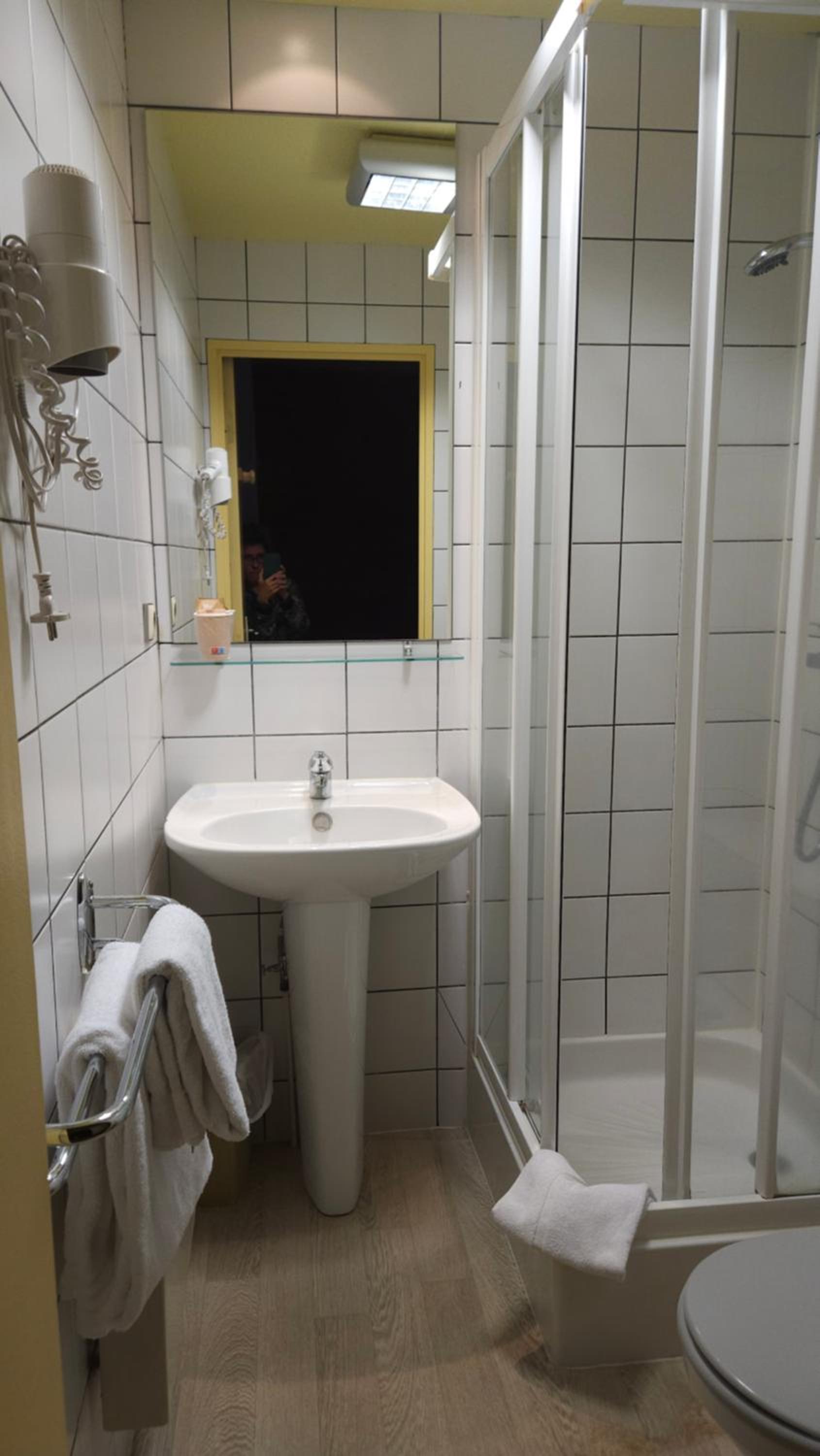 Standard Single Room