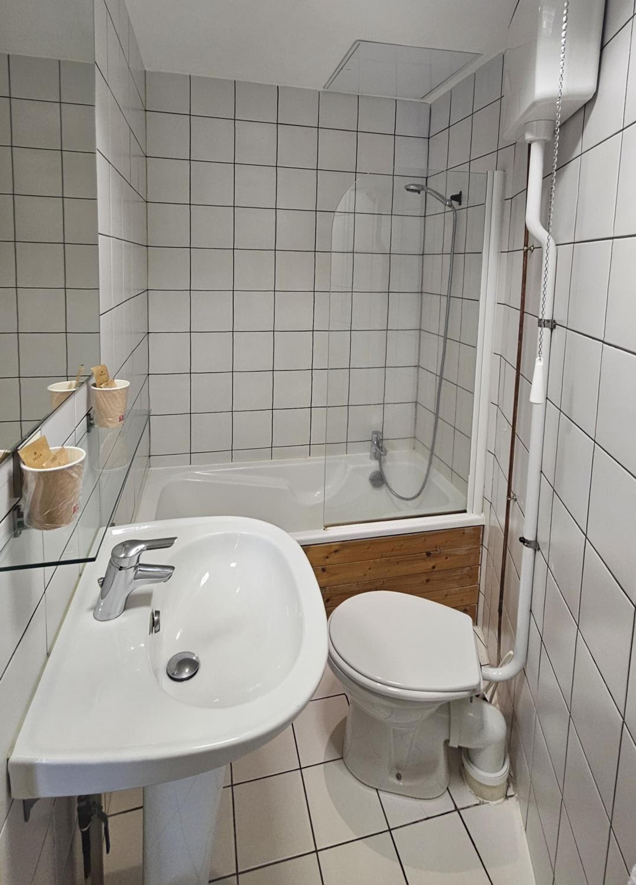 Economy Twin Room