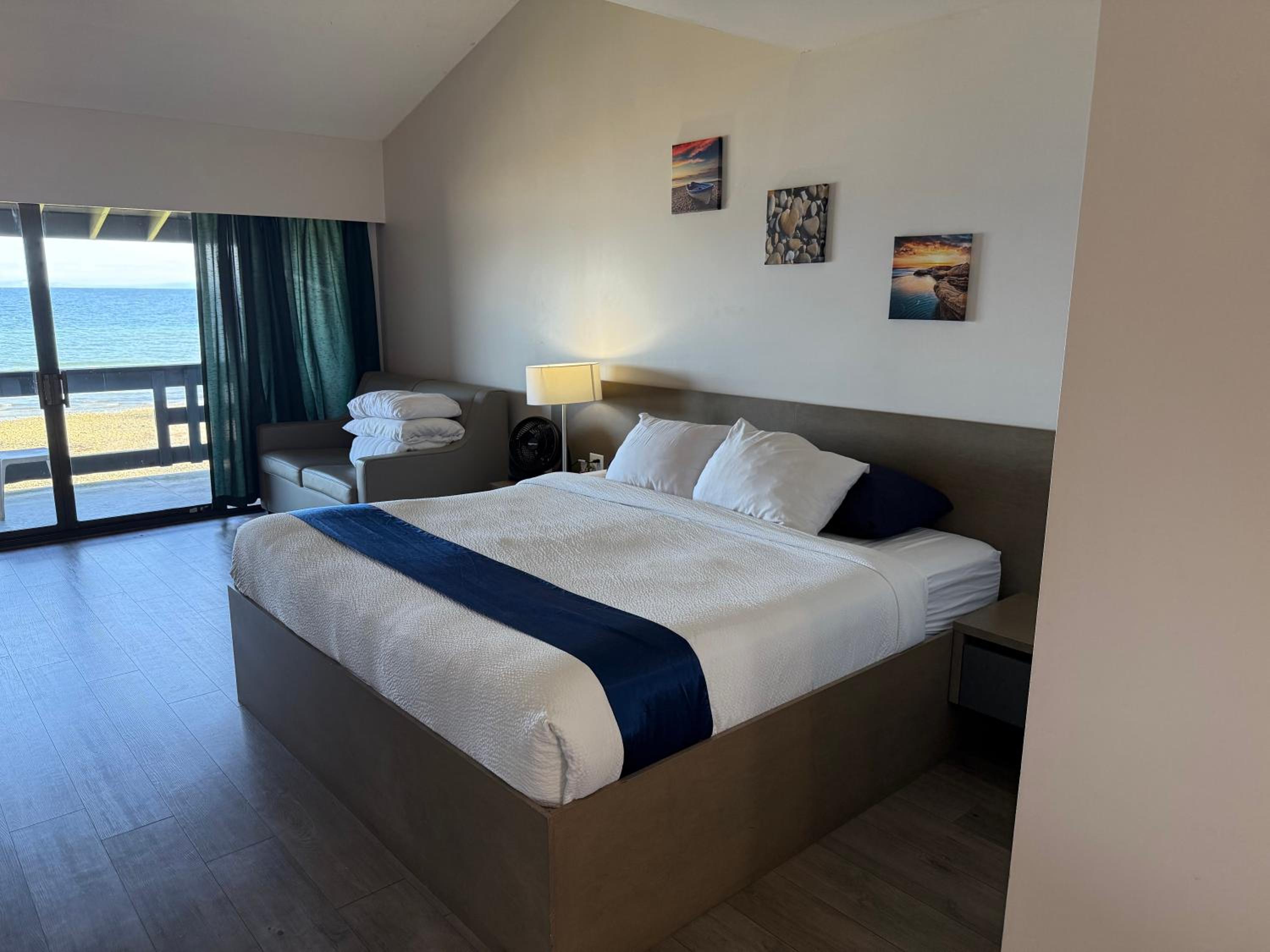 King Room with Sea View photo 2