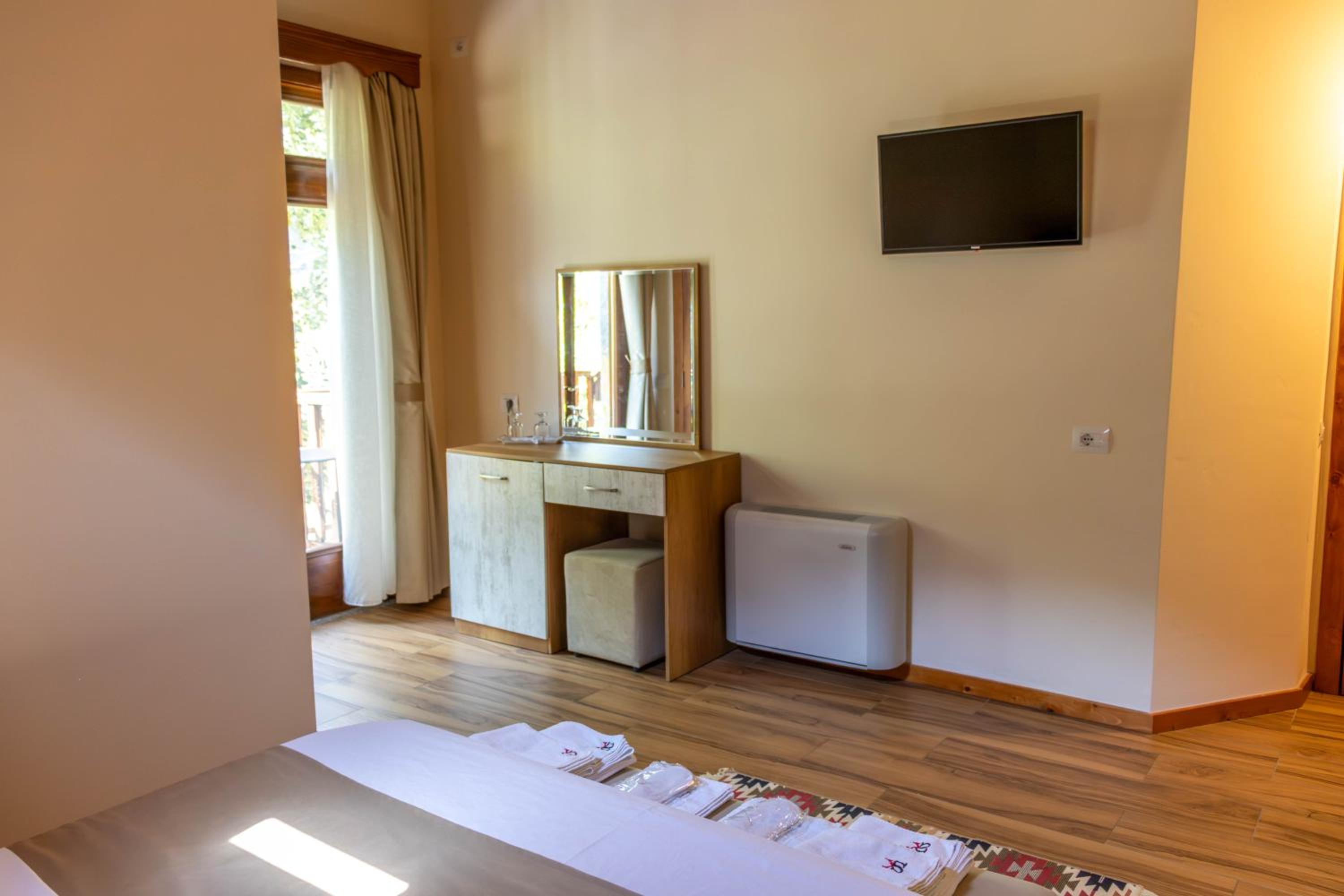 Double Room with Balcony (2 Adults + 1 Child)
