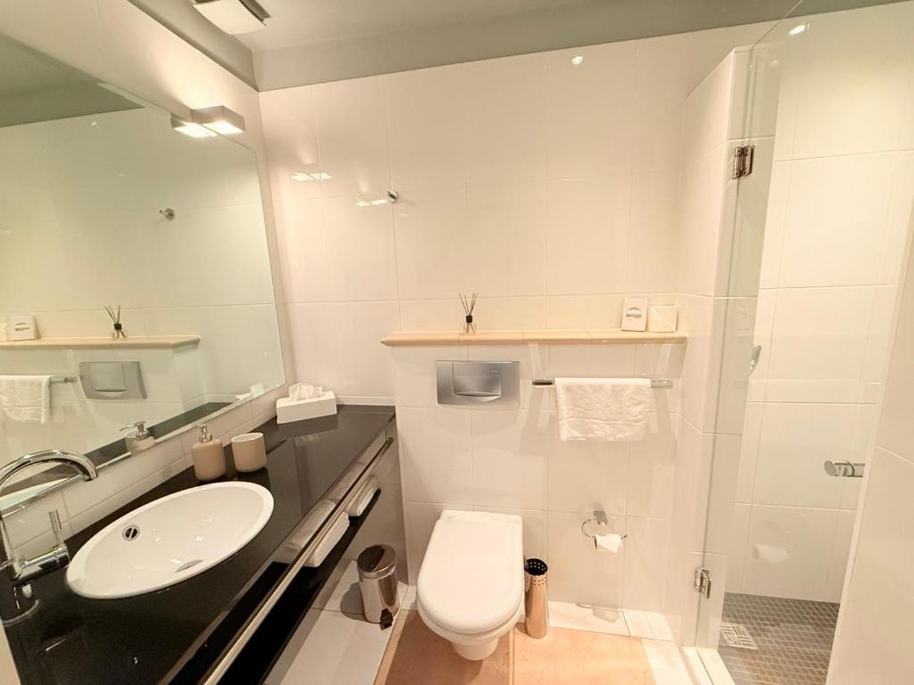 Comfort Triple Room with Shower photo 2
