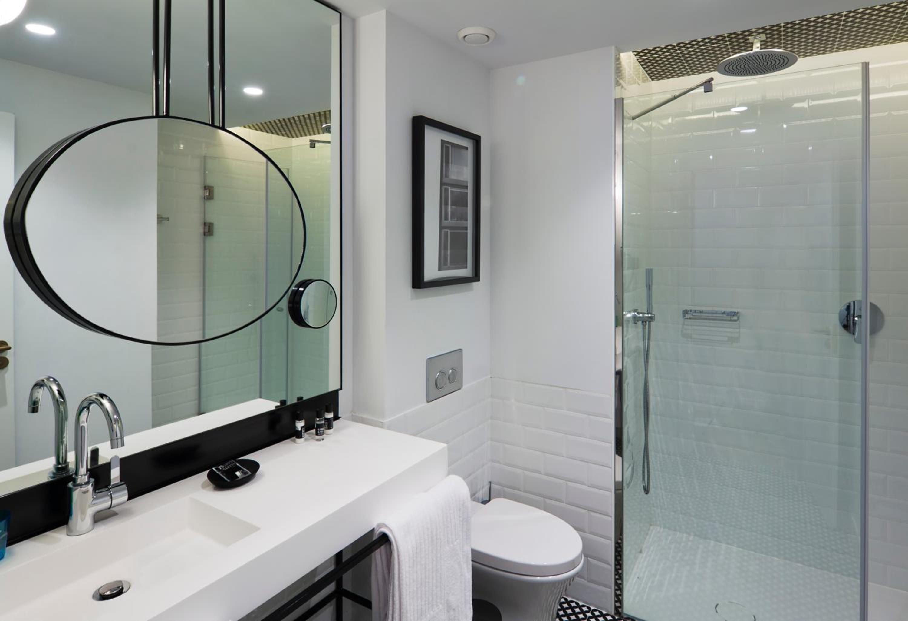 Executive Double or Twin Room - Photo 11