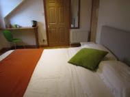 Double Room - Photo 7