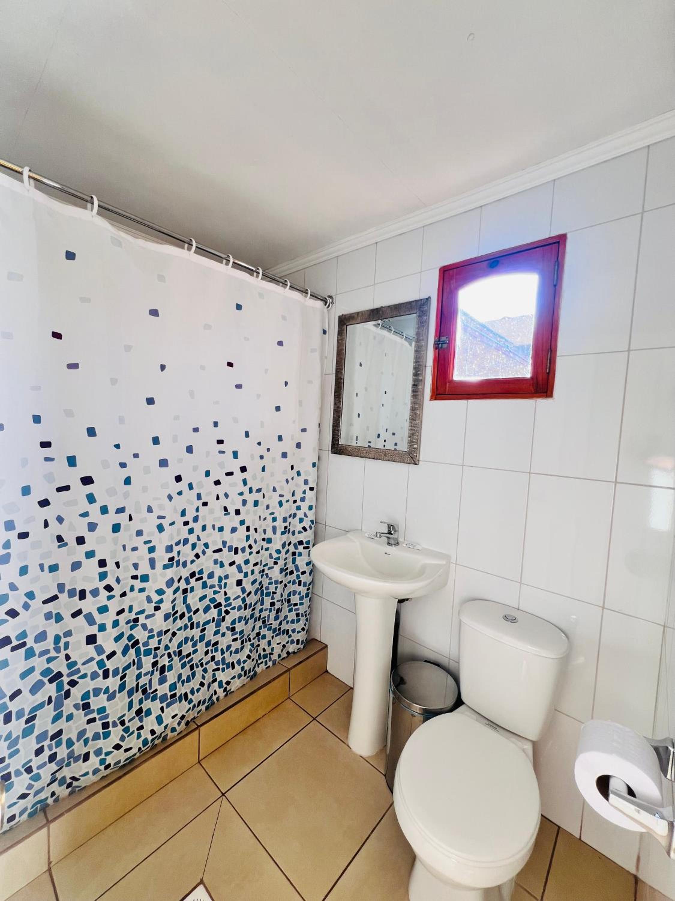 Deluxe Room (2 Adults + 1 Child) photo 1