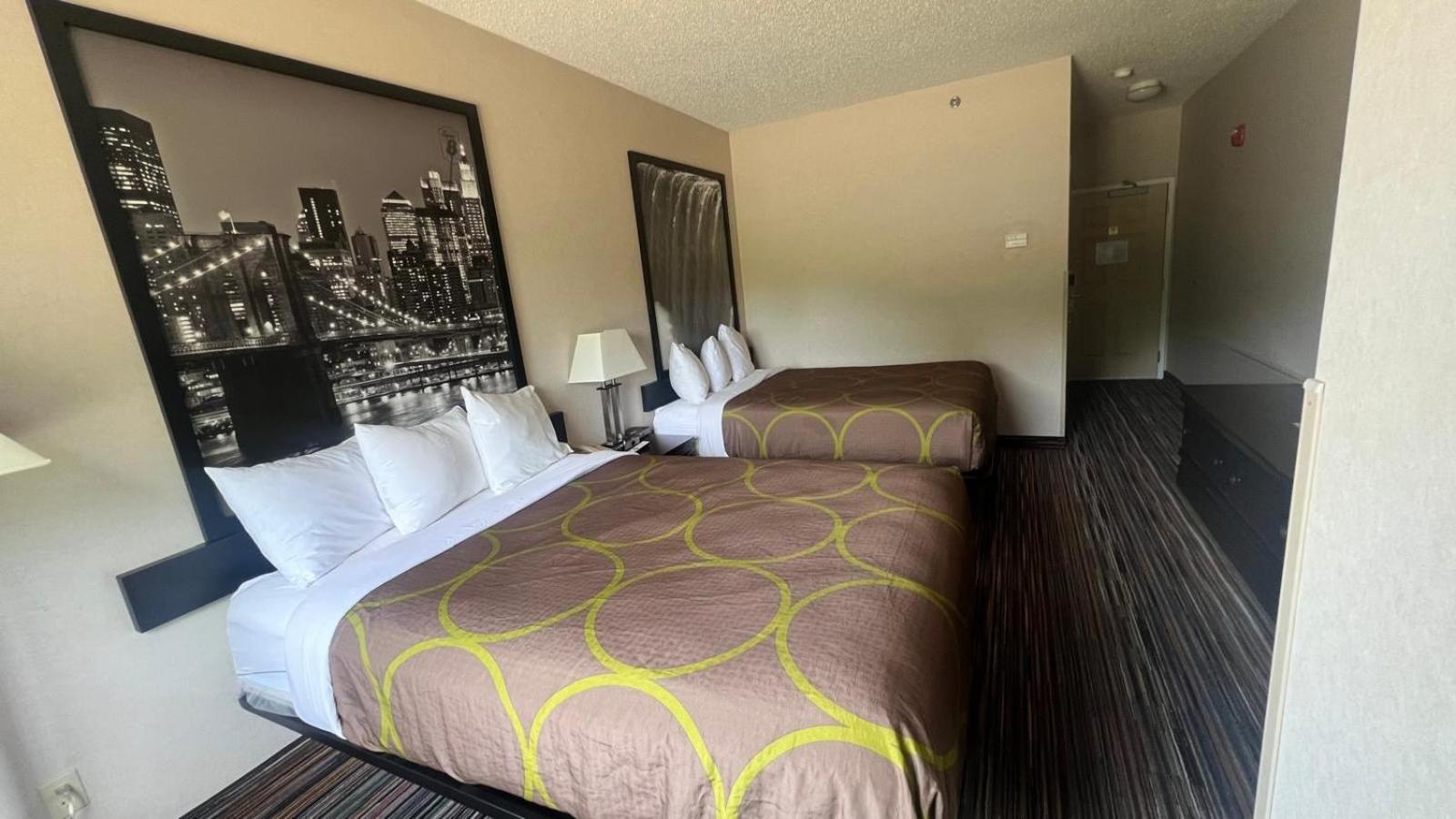 Double Room with Two Double Beds - Smoking - Photo 5