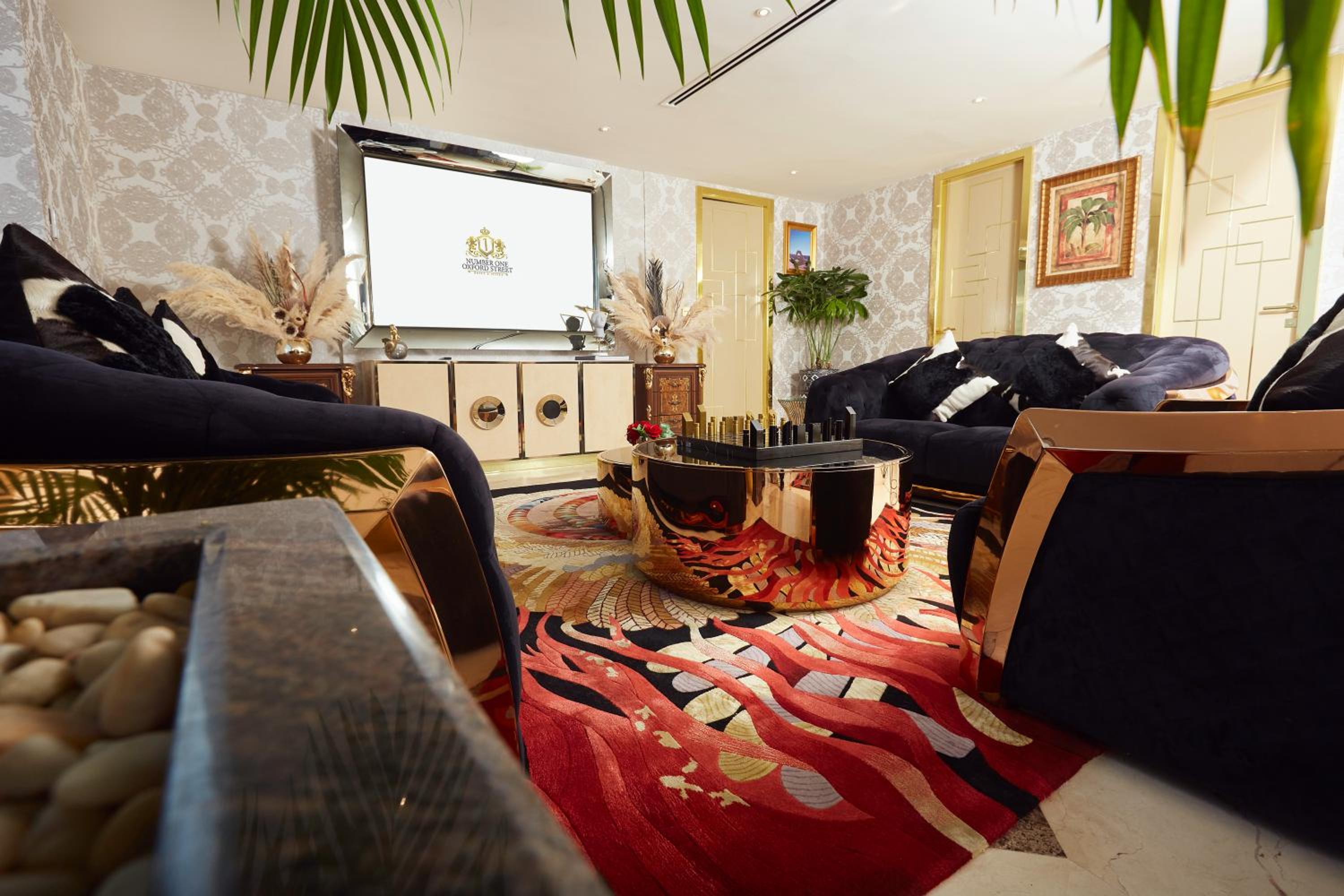 Presidential Suite photo 2