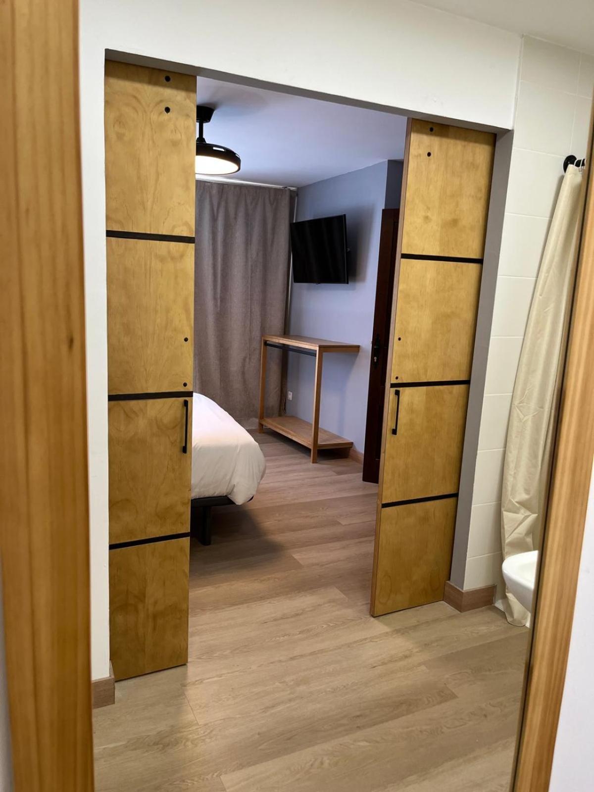 Queen Room - Disability Access