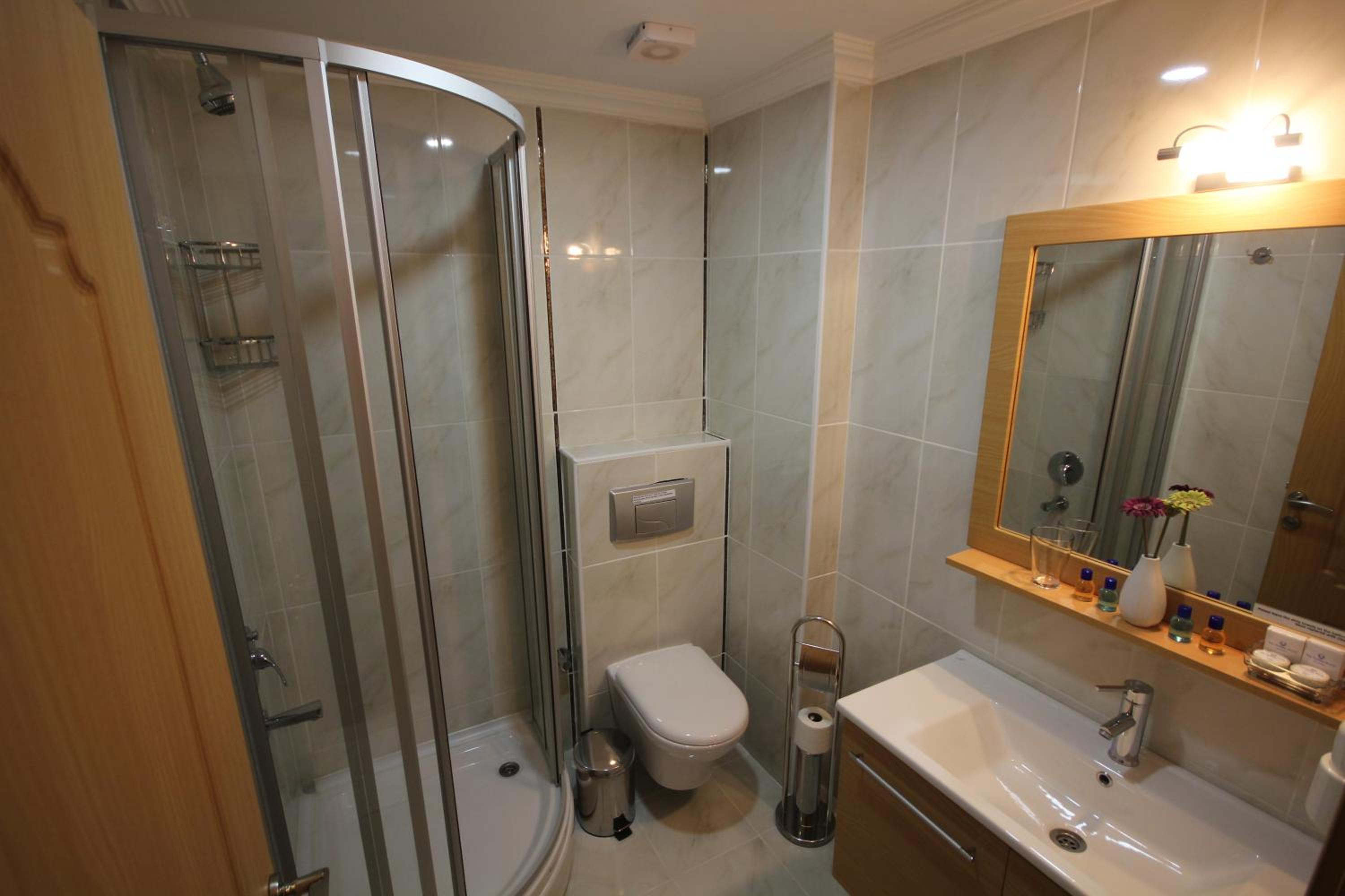 Small Double Room photo 1