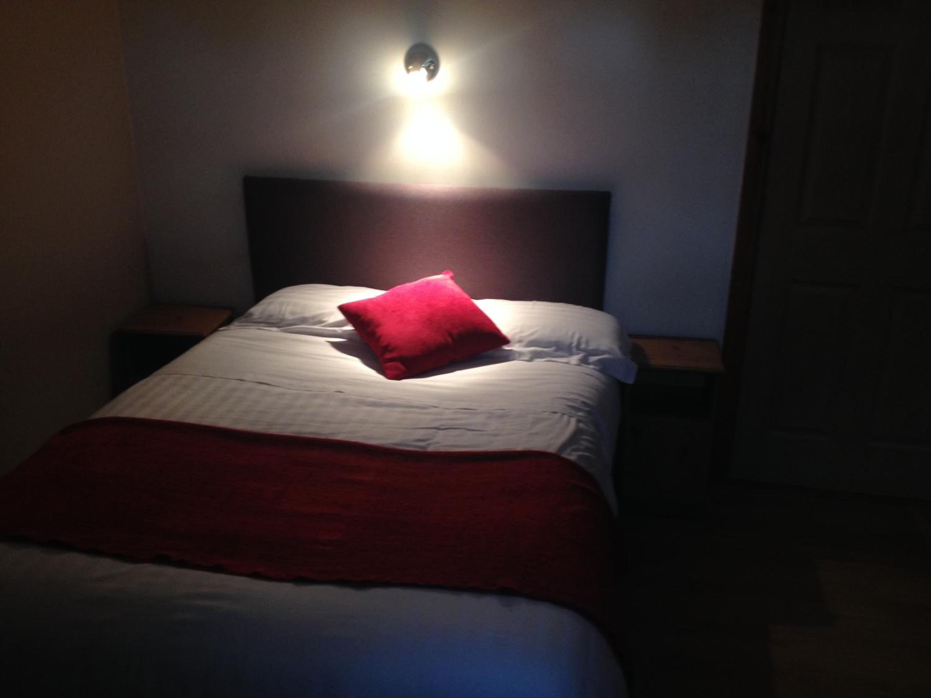 Double Room - Photo 2