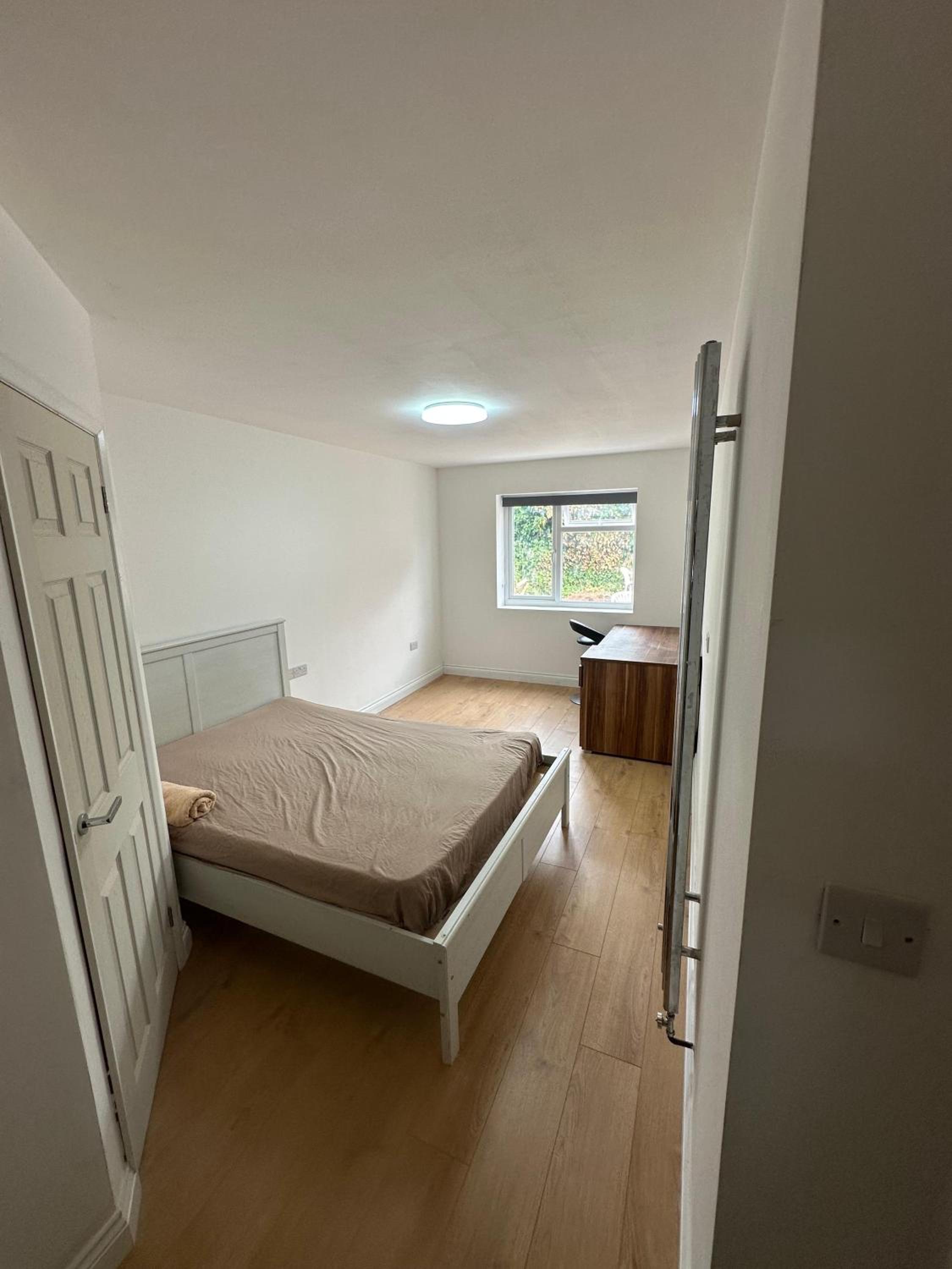 Double Room with Private Bathroom photo 1