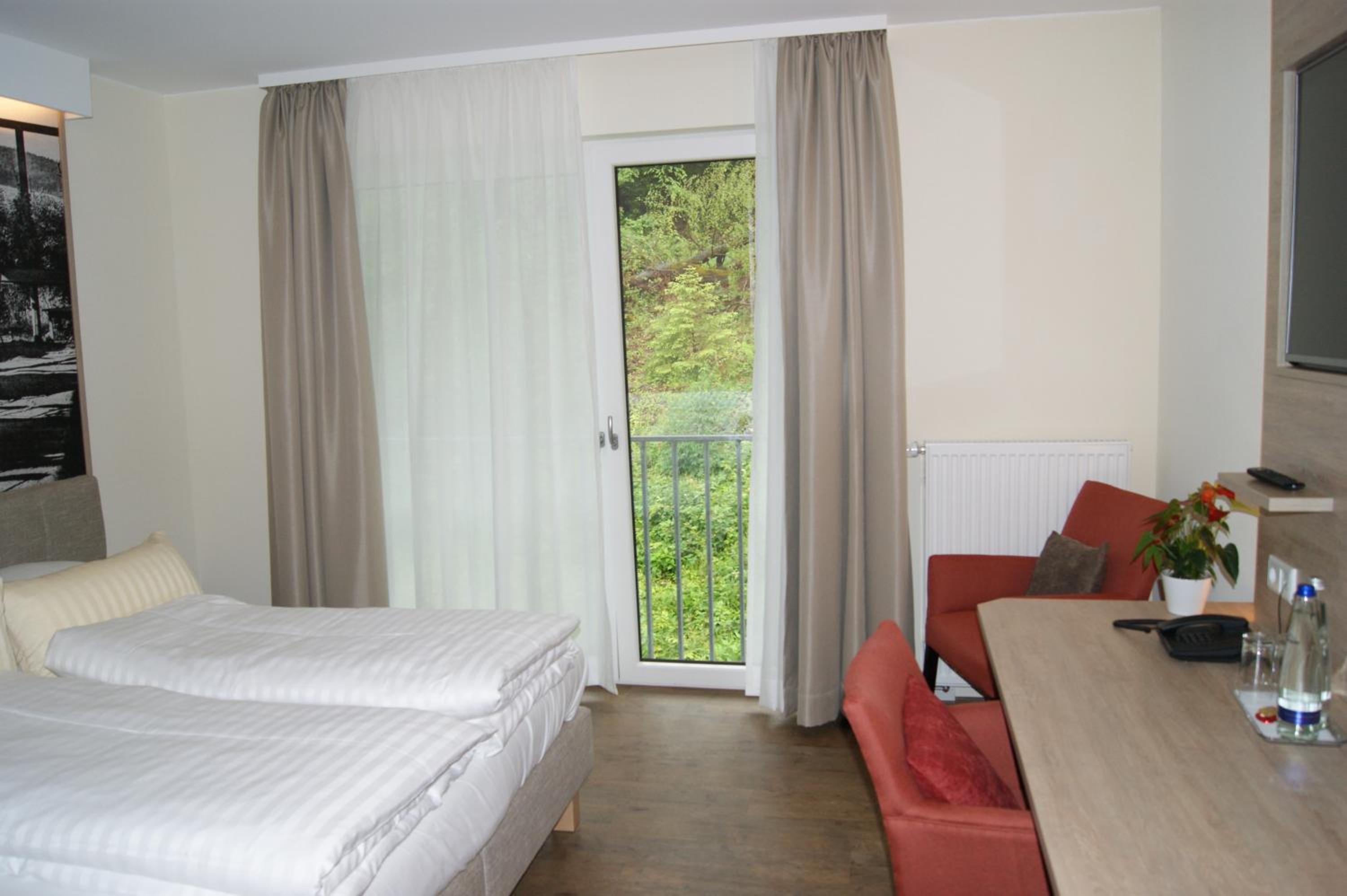 Double Room - Photo 2