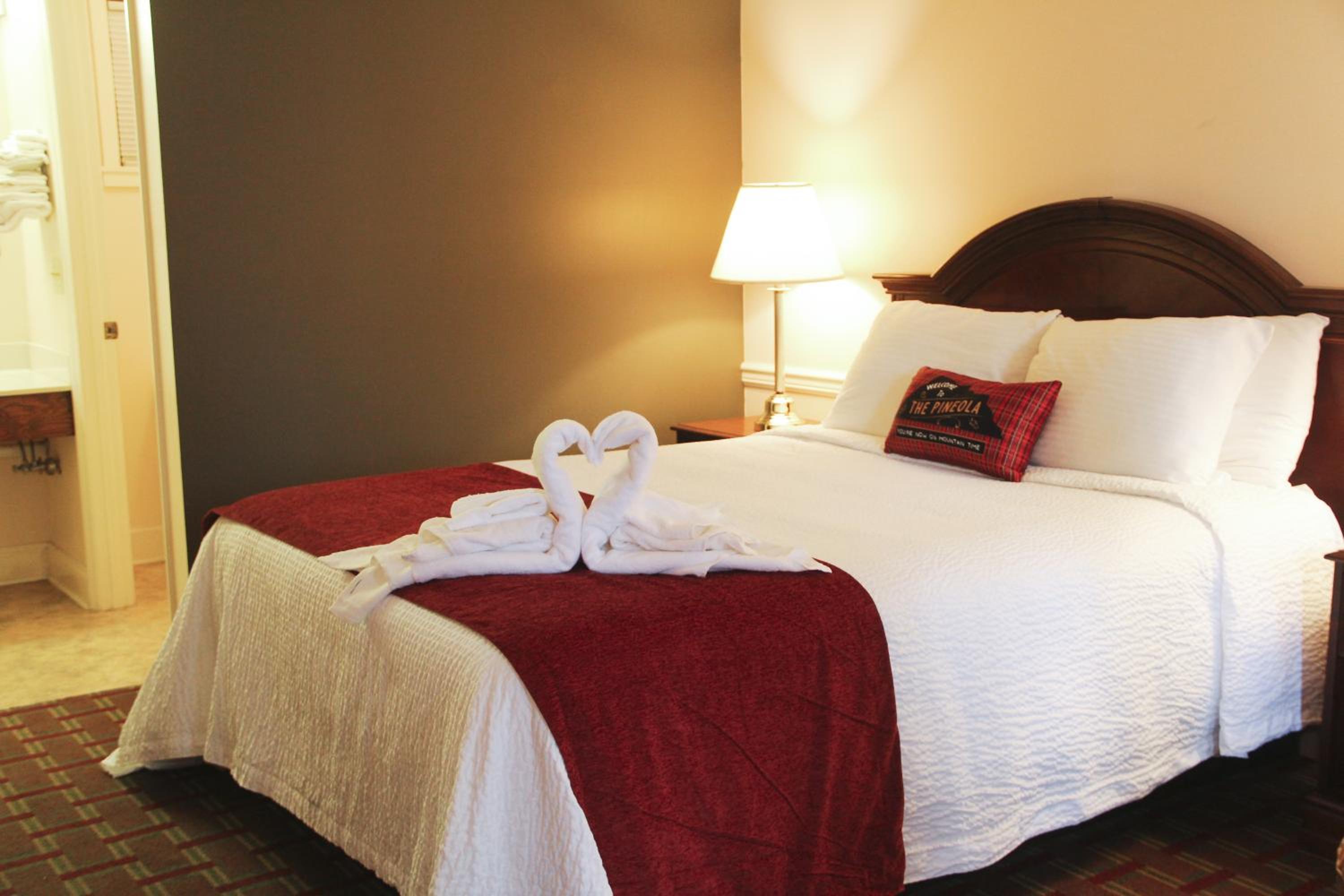 Deluxe Queen Room