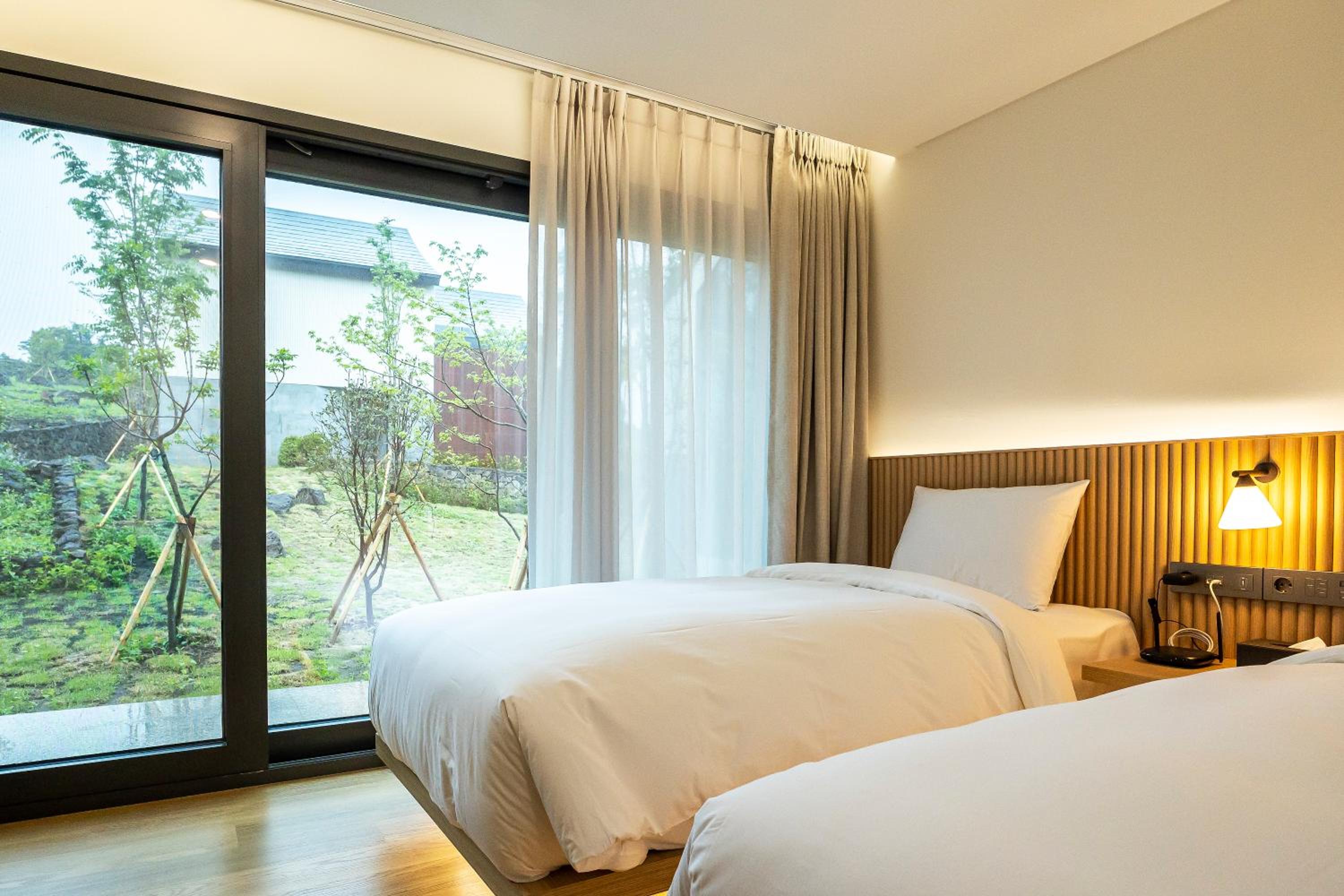 Special offer - Garden Suite with Early check-in at 13:00 and Late check-out at 12:00