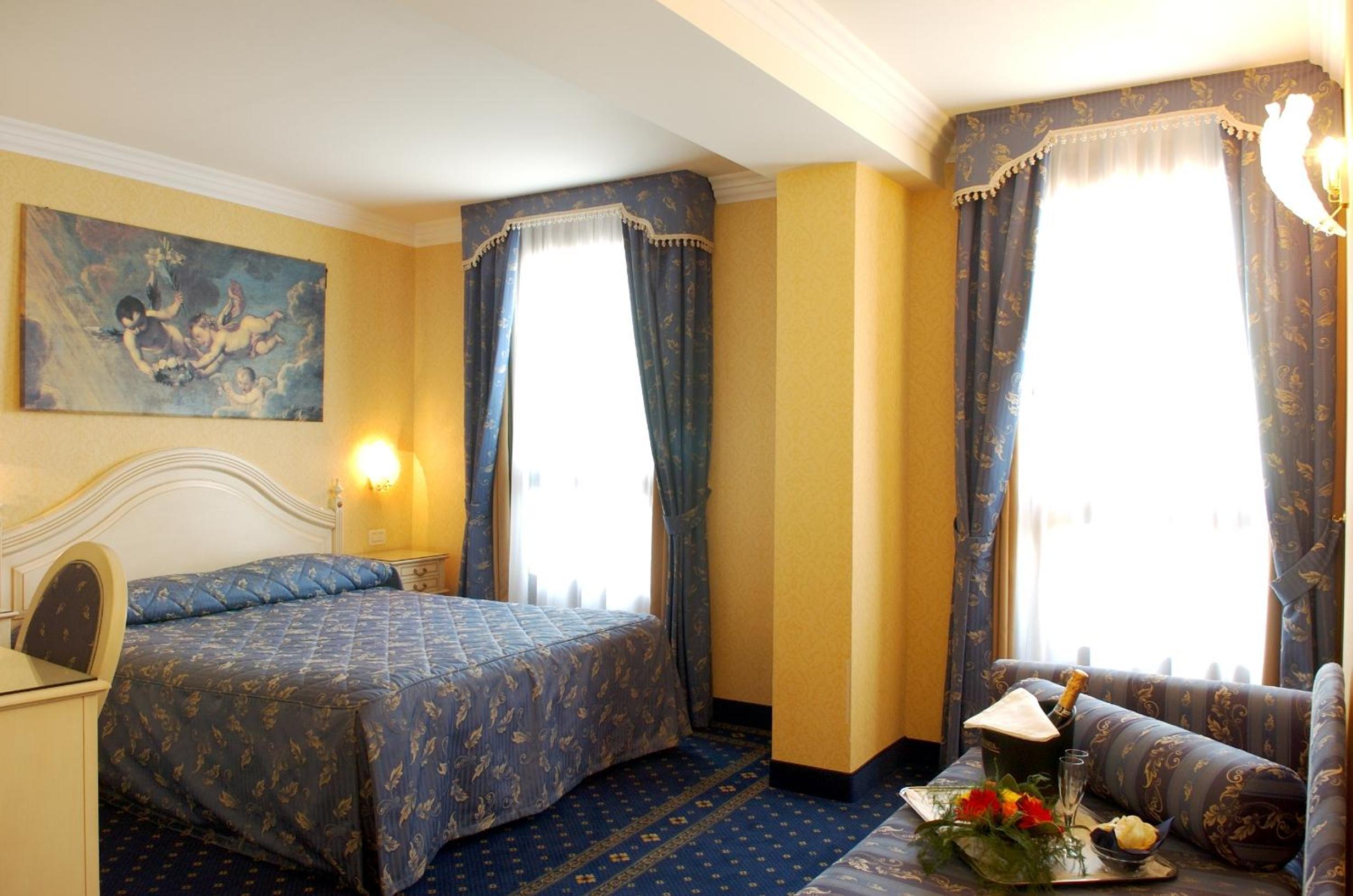 Superior Double or Twin Room with Lagoon View