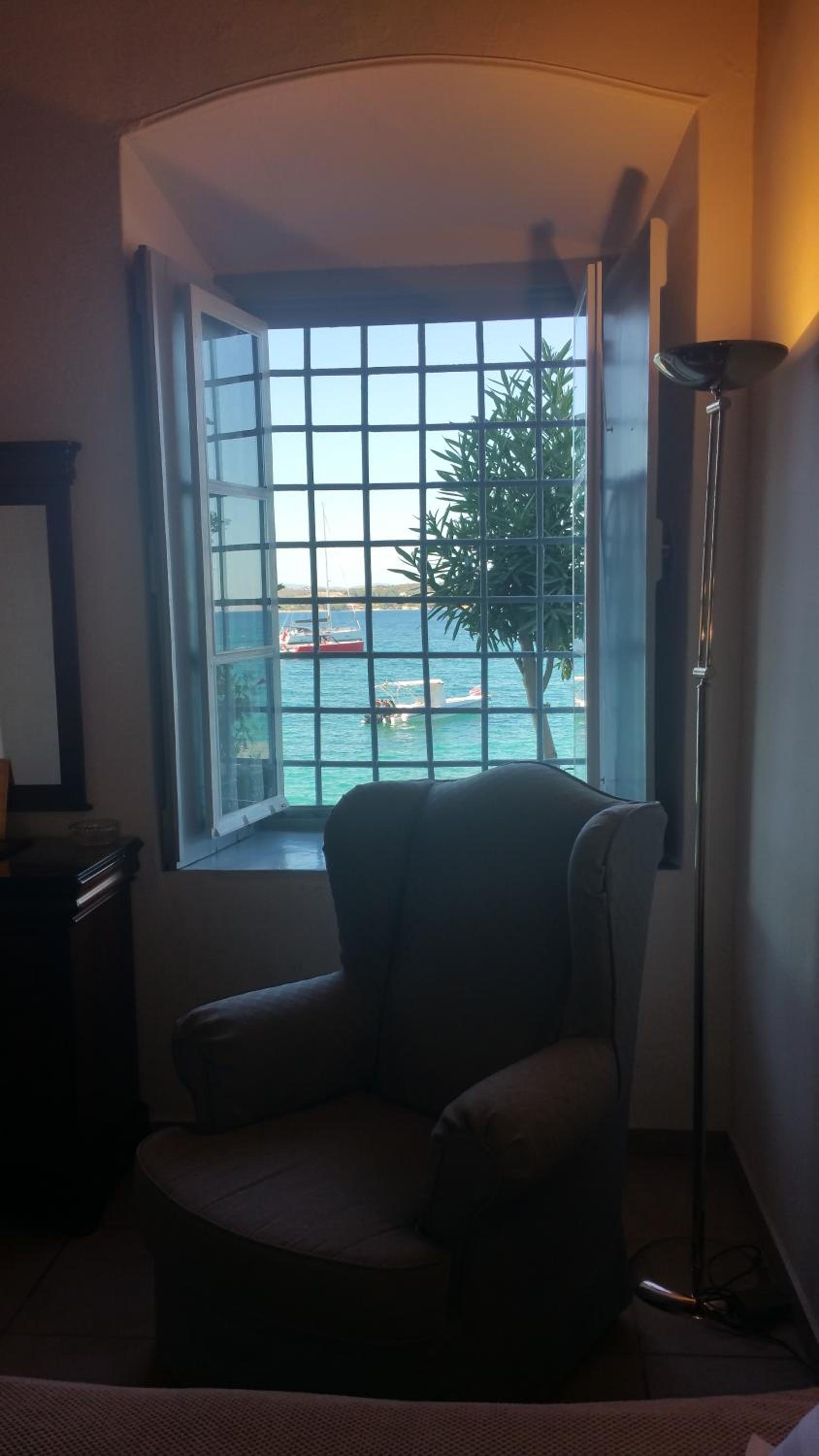 Double Room with Sea View - Photo 7