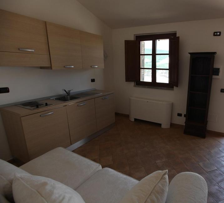 One-Bedroom Apartment - Photo 1