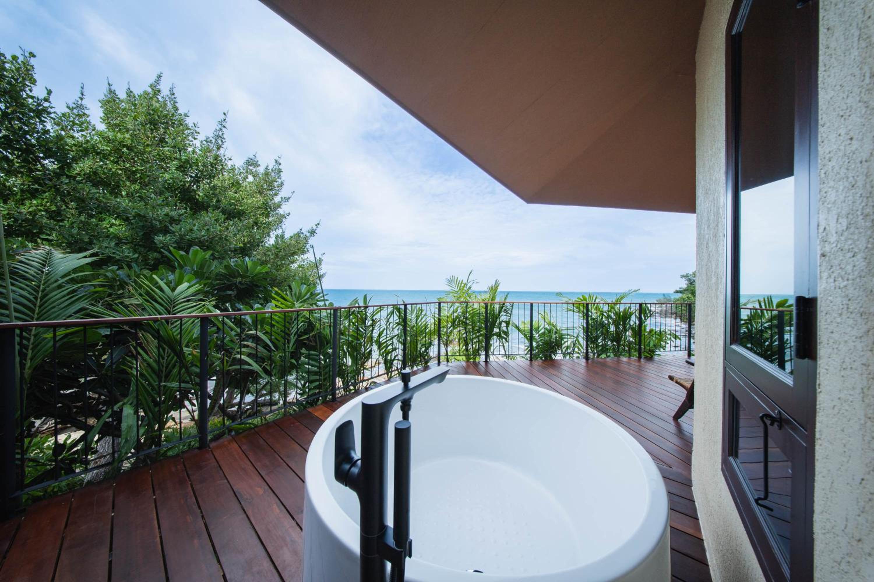 Family Room with Sea View