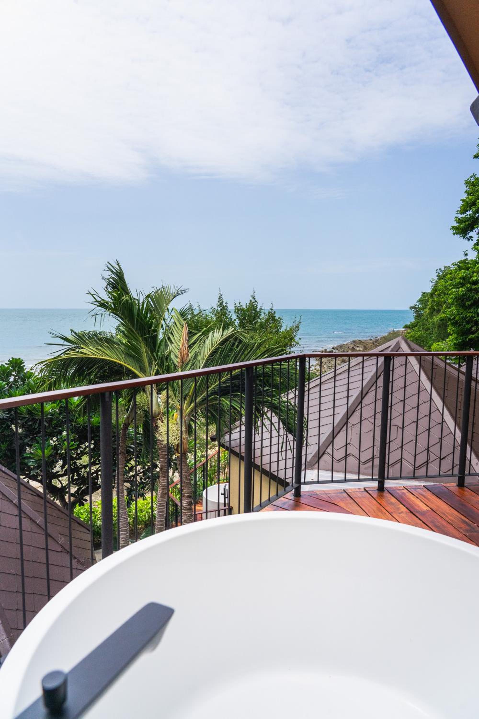 Family Ocean Villa