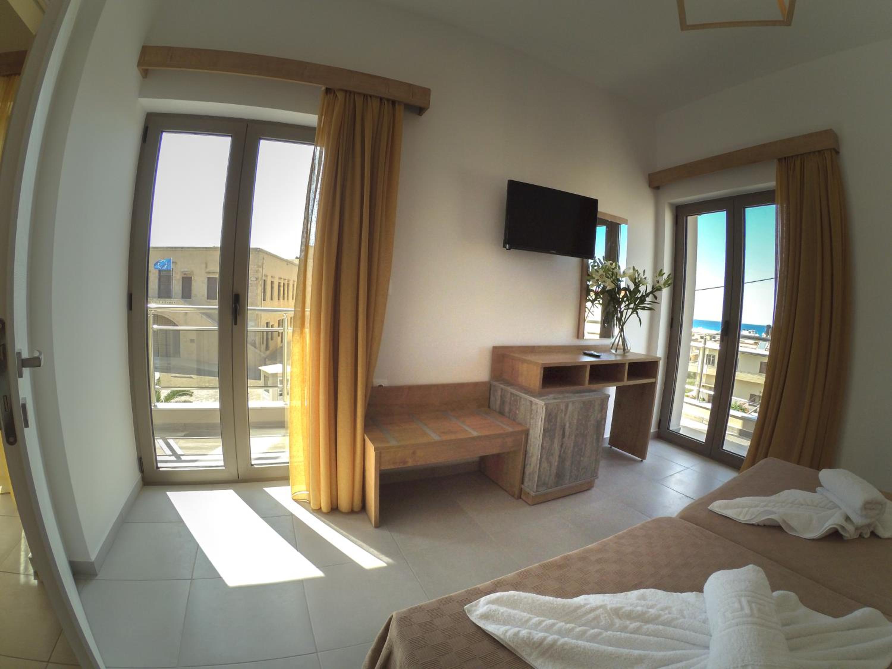Quadruple Room with Sea View photo 2