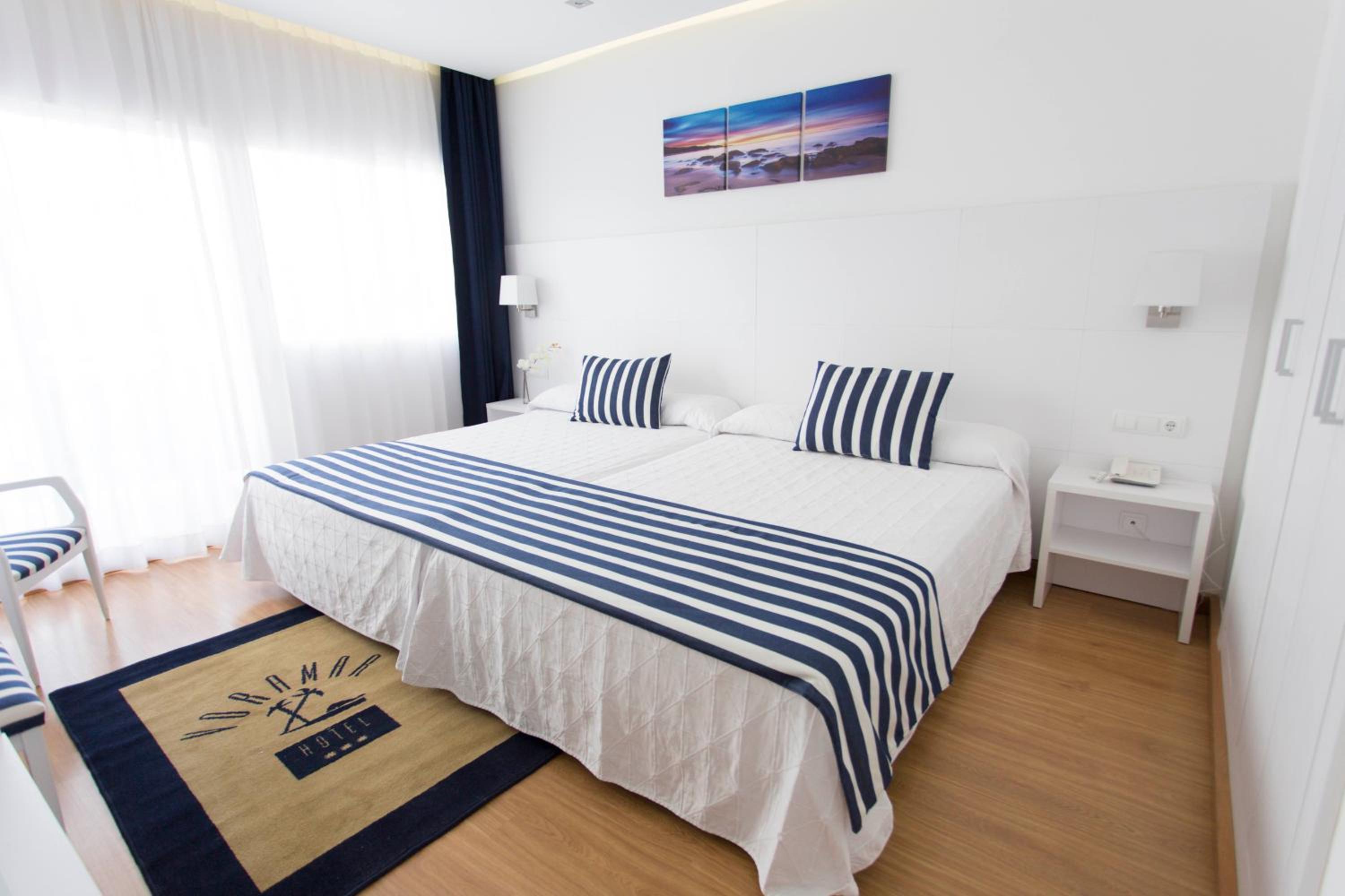 Superior Double or Twin Room thumbnail 5