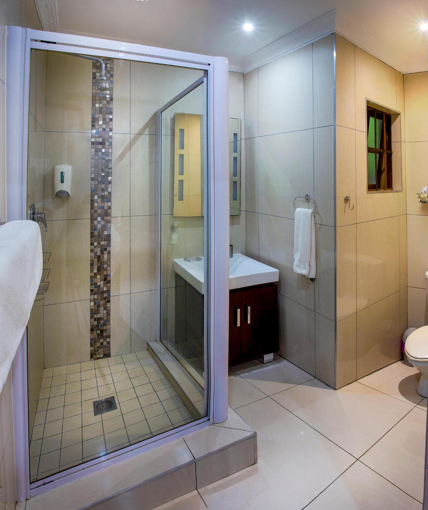 Standard Queen Room - Photo 3